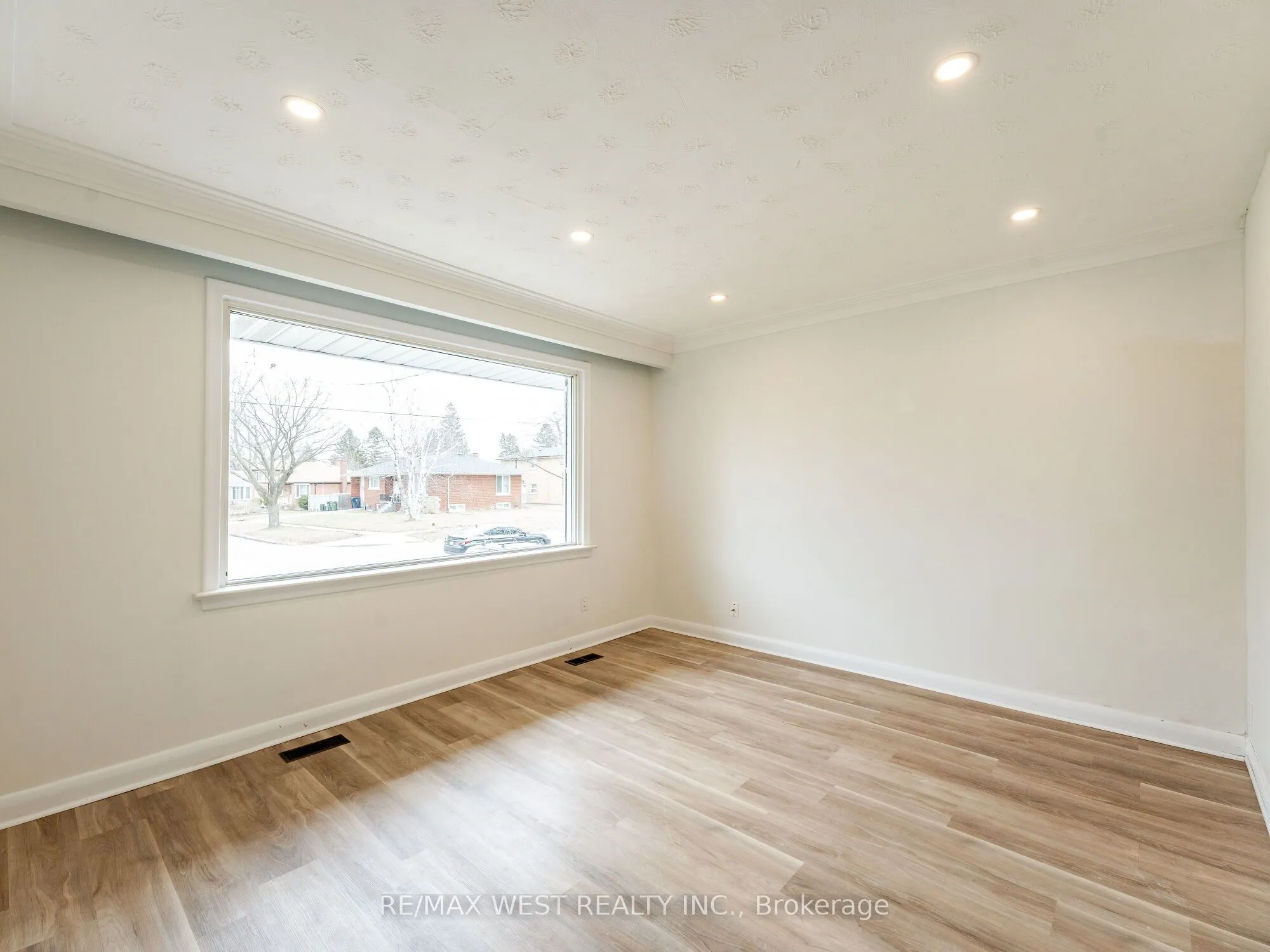 20 Perivale Crescent