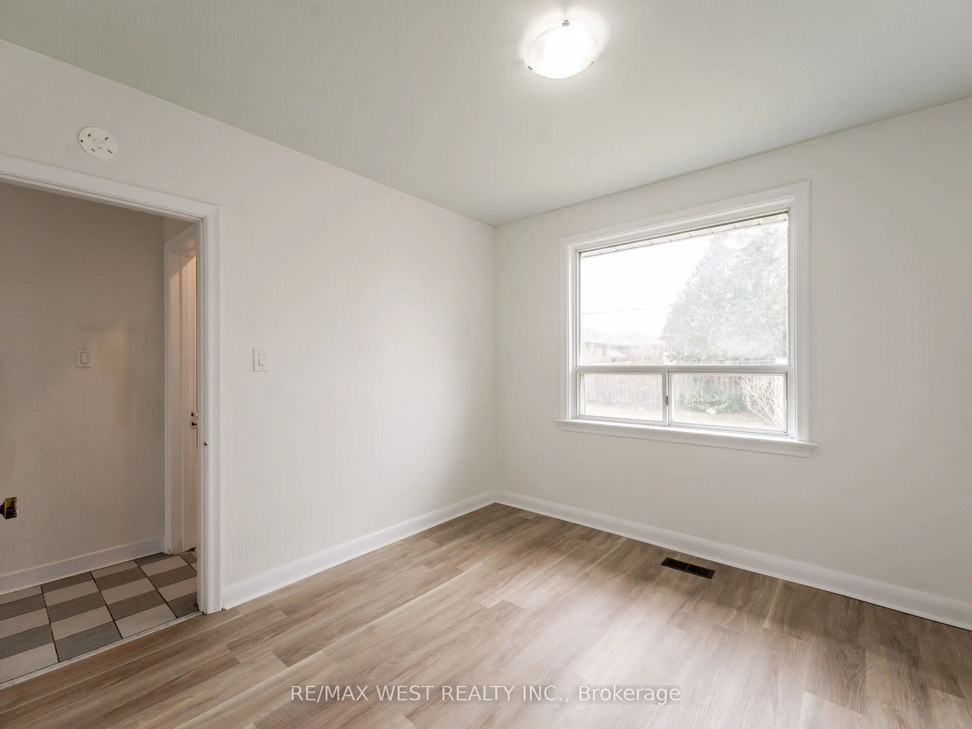 20 Perivale Crescent