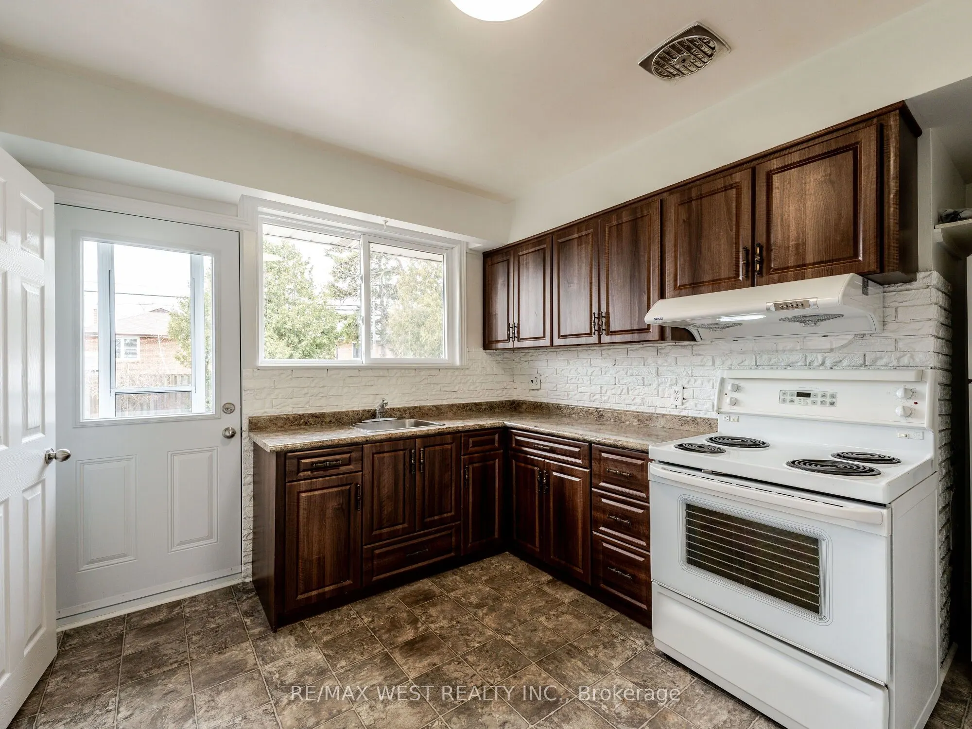 20 Perivale Crescent