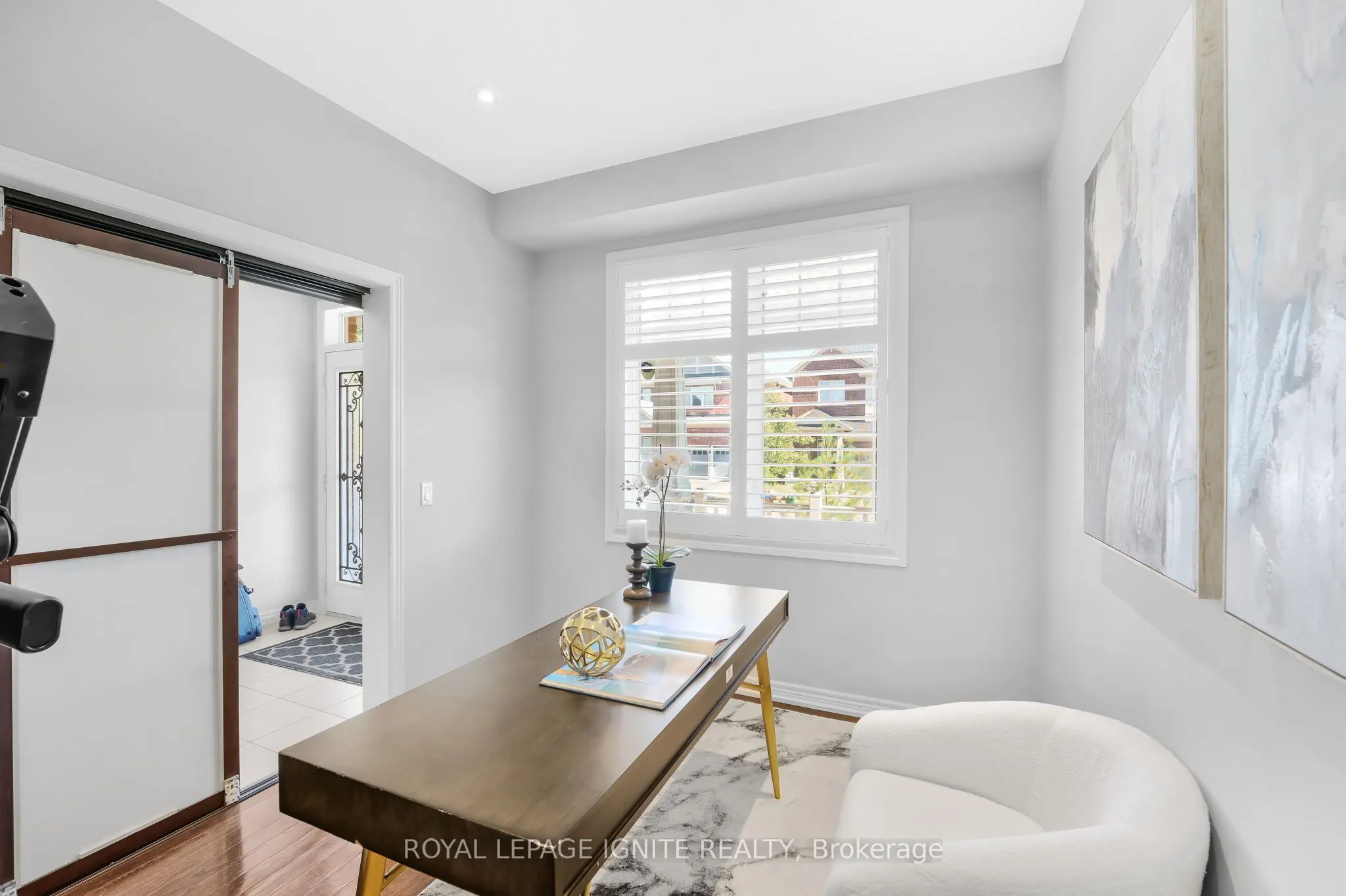 210 Blackwell Crescent