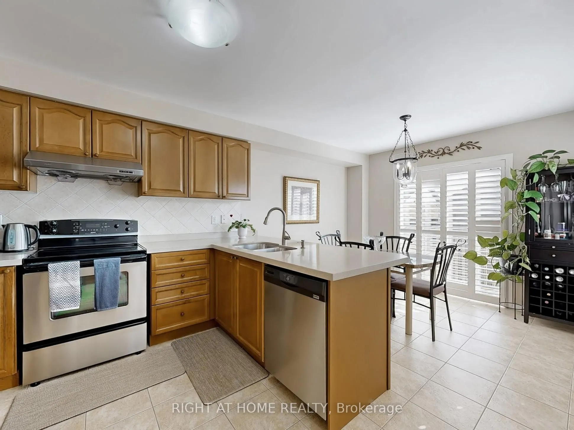 1700 Spencely Drive
