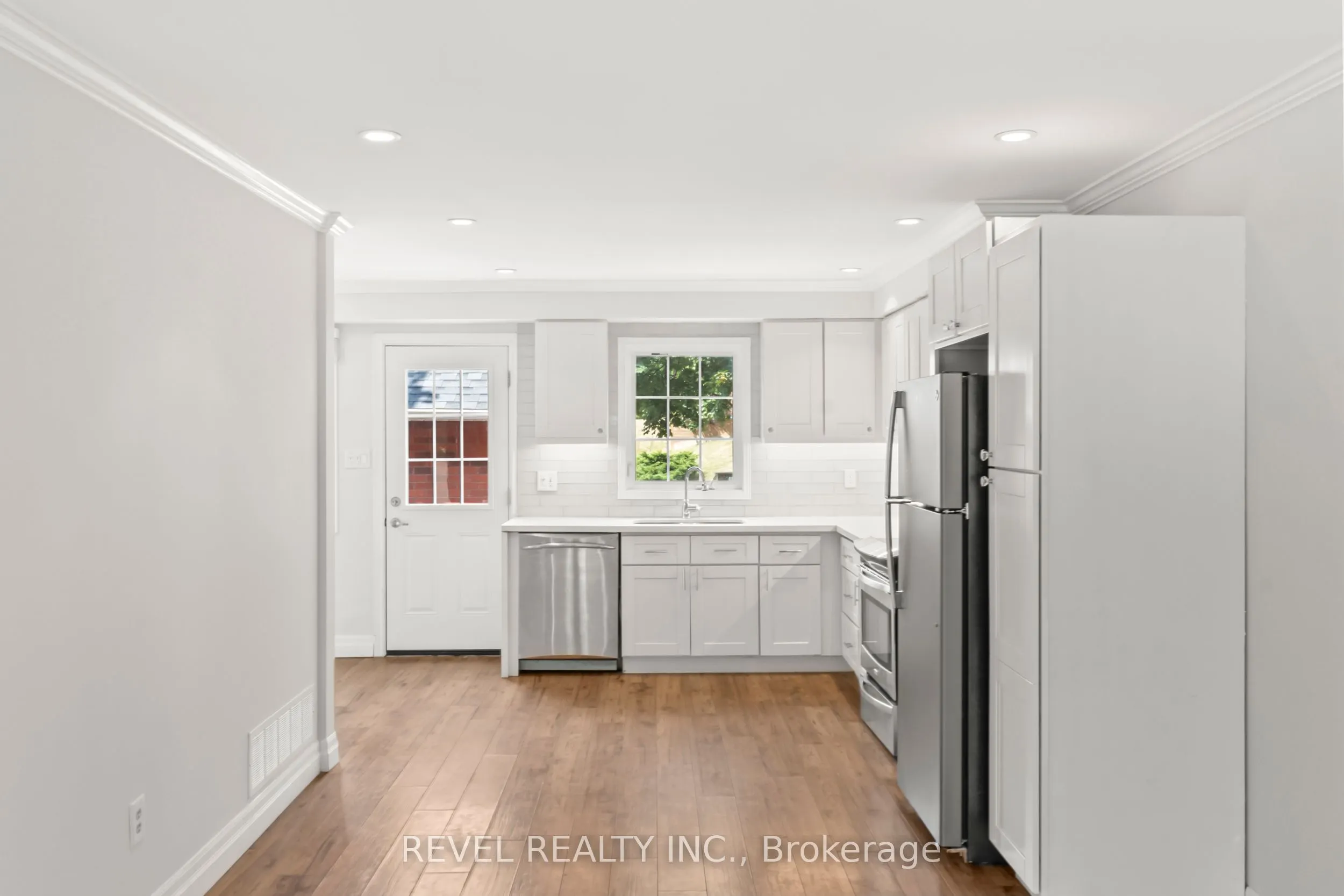 10 Bassett Boulevard, #56