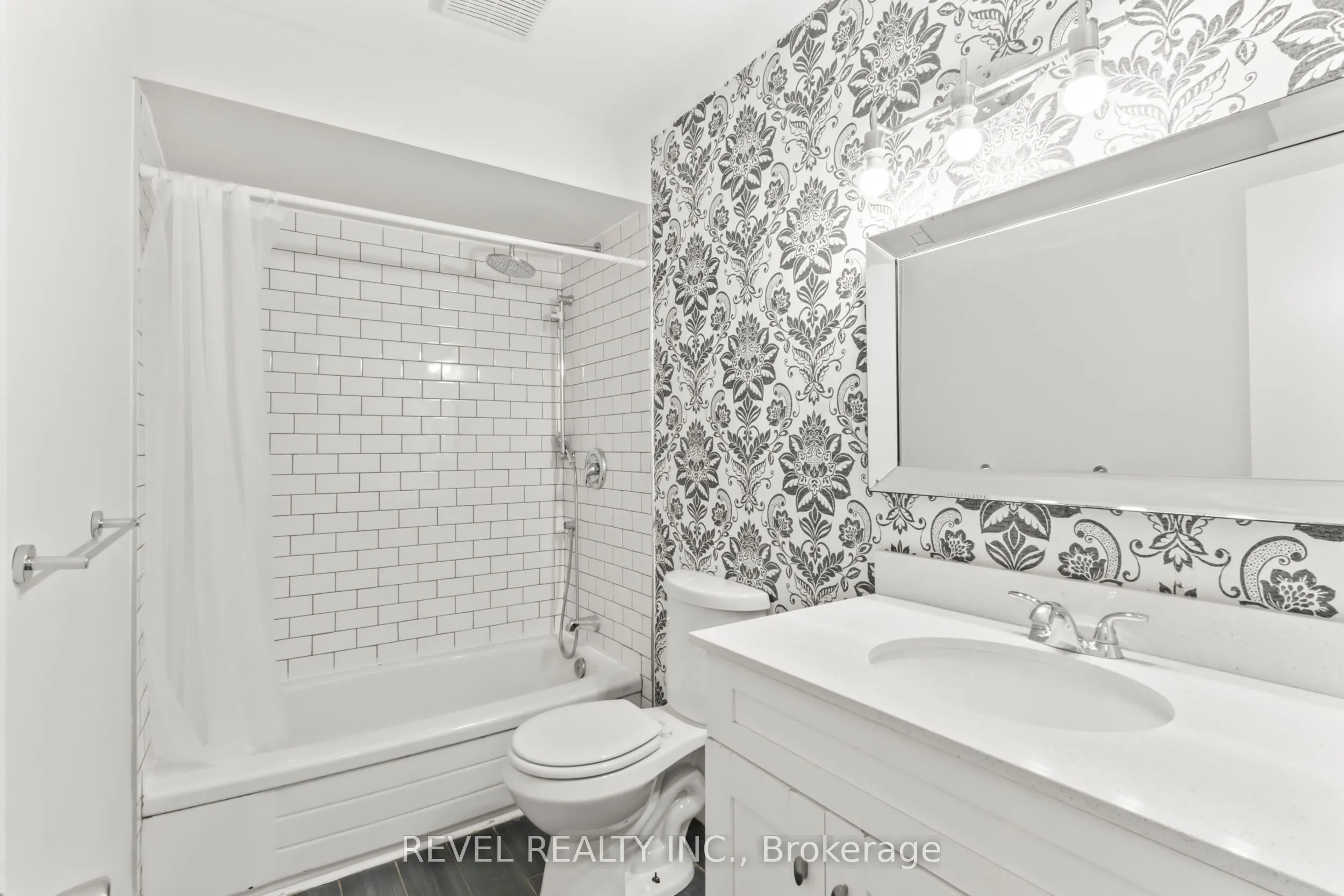 10 Bassett Boulevard, #56