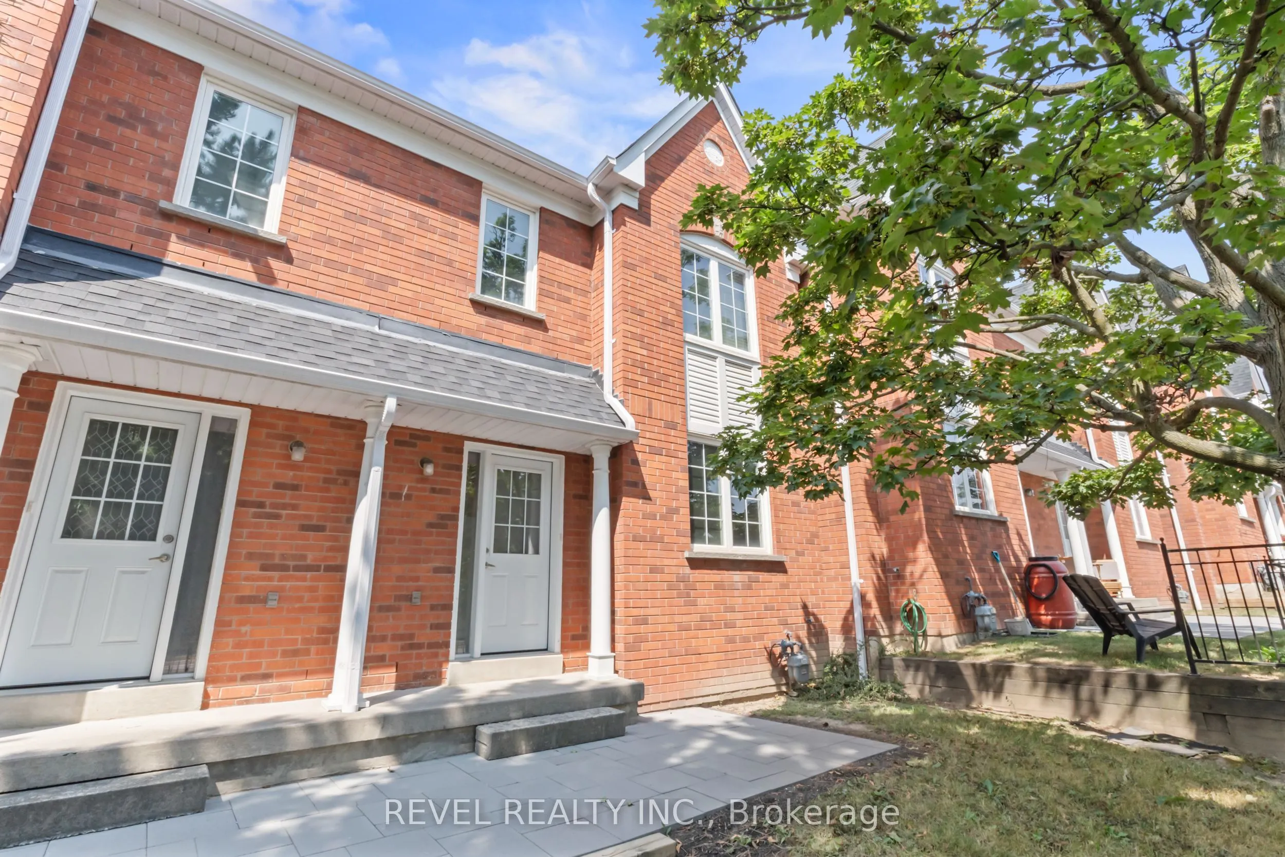 10 Bassett Boulevard, #56