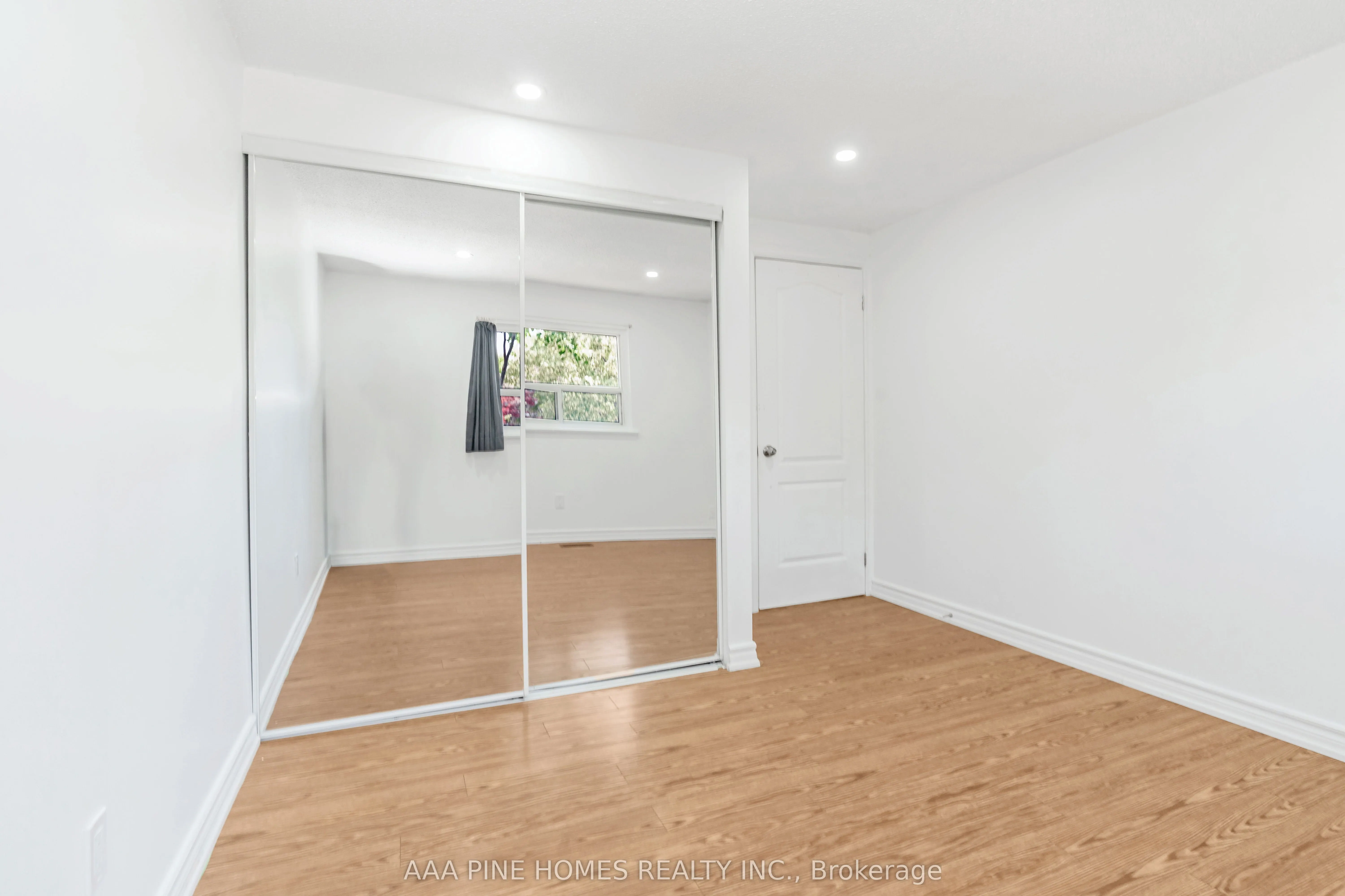 59 Burkwood Crescent