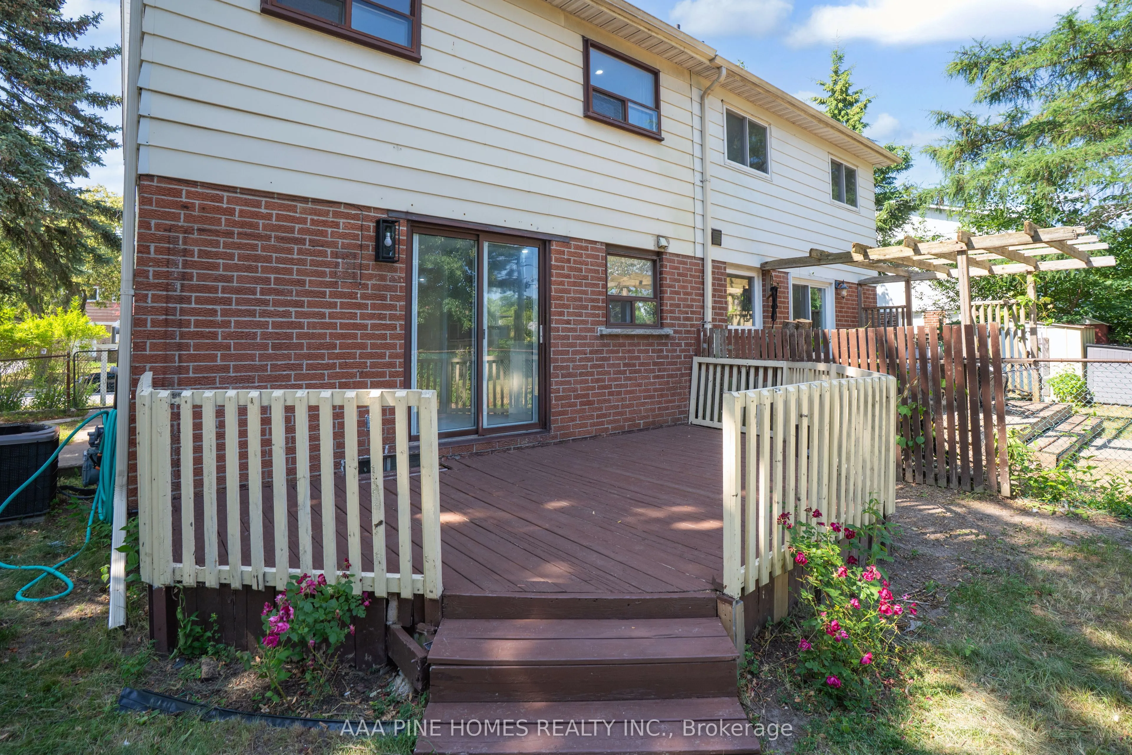 59 Burkwood Crescent
