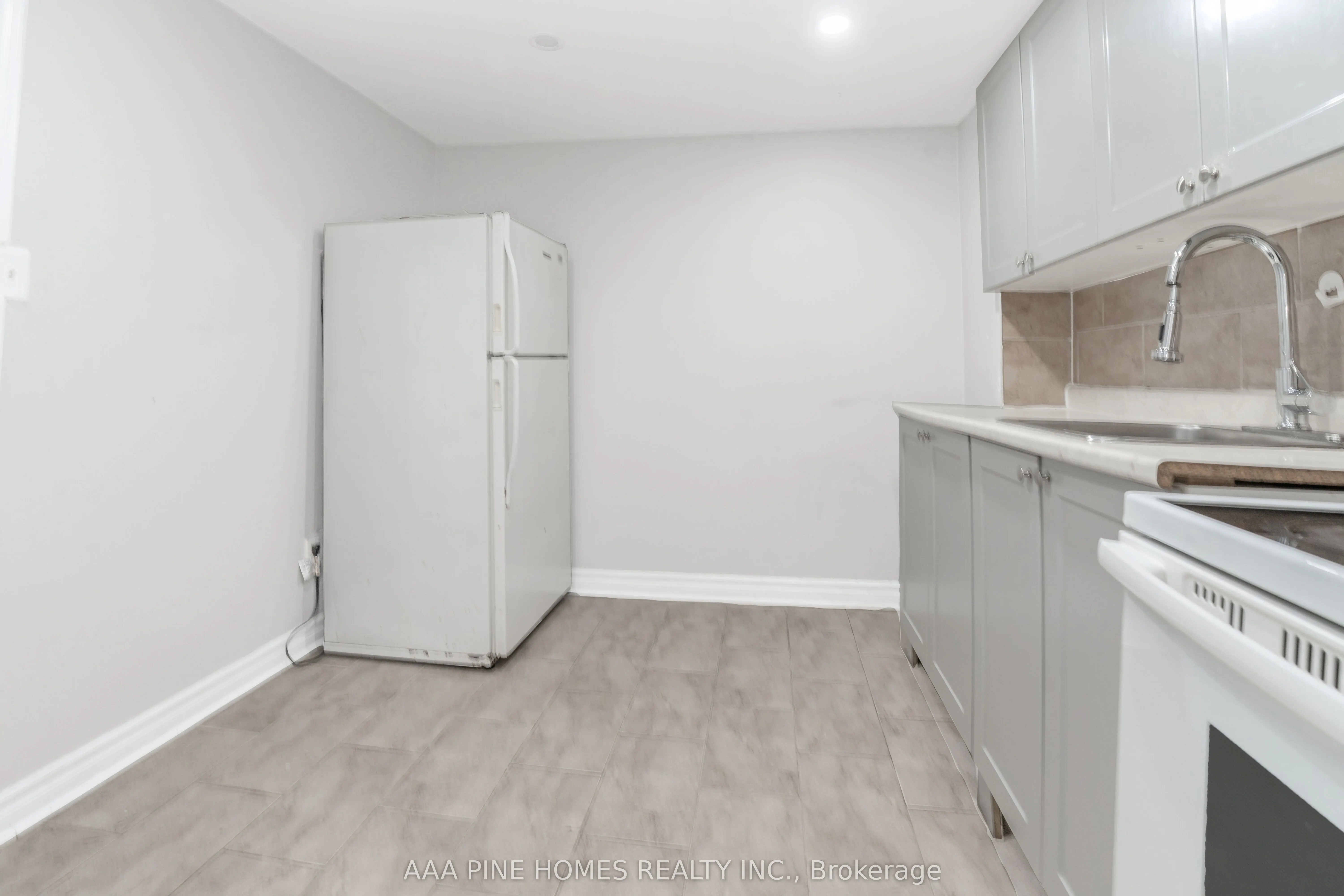 59 Burkwood Crescent
