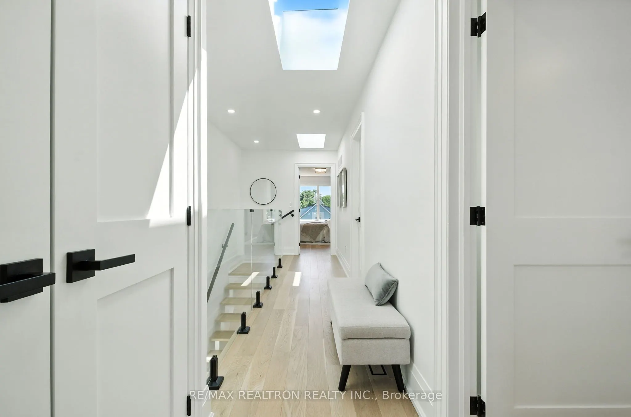 7B Bracebridge Avenue