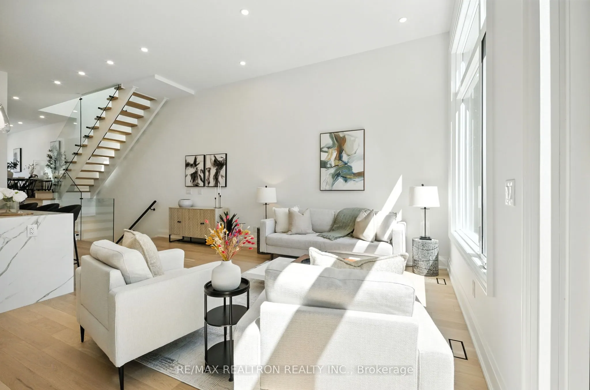 7B Bracebridge Avenue