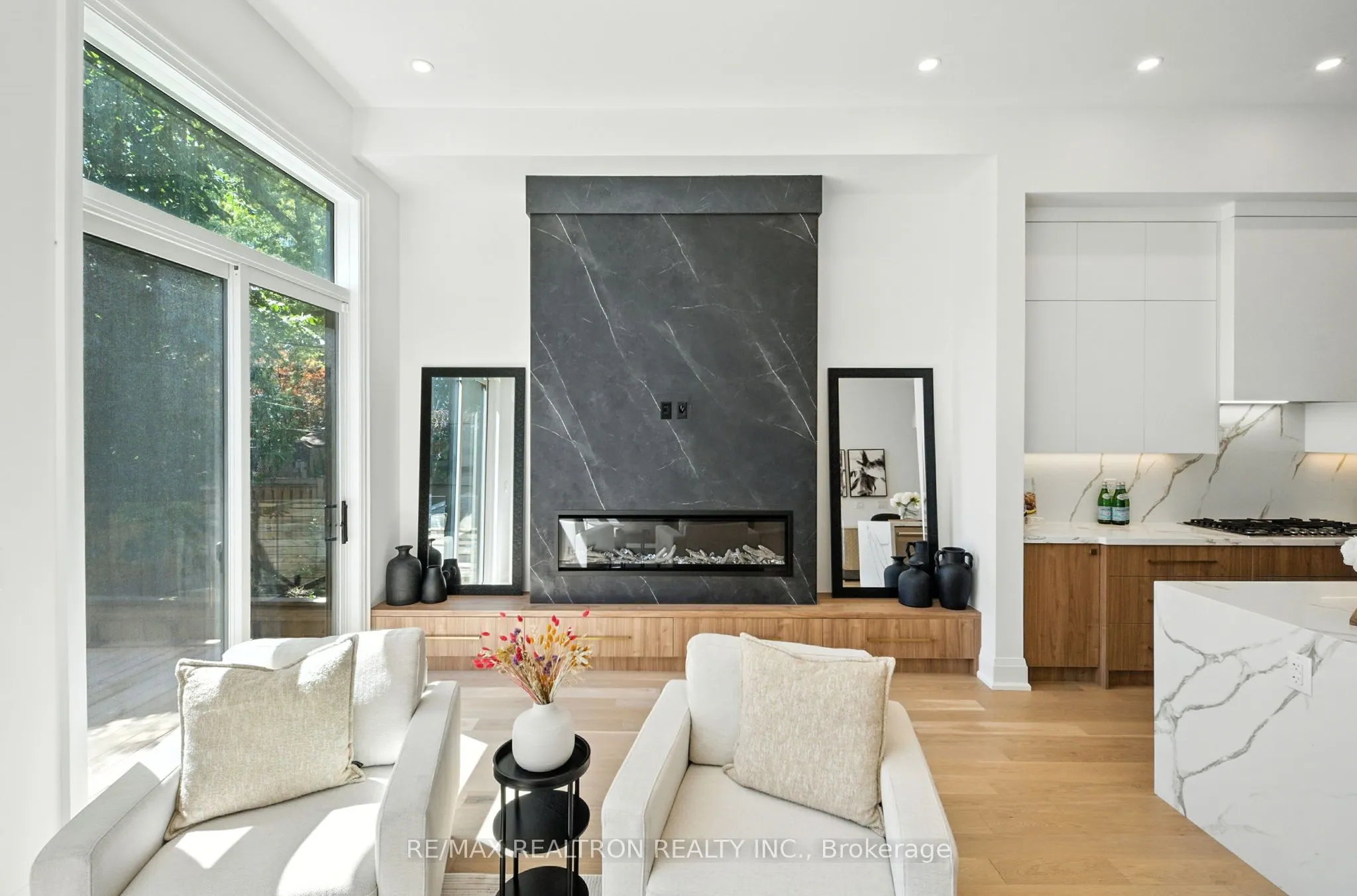 7B Bracebridge Avenue