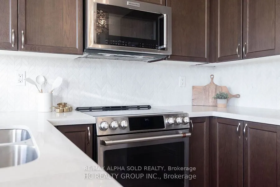 35 Stockell Crescent, #Main
