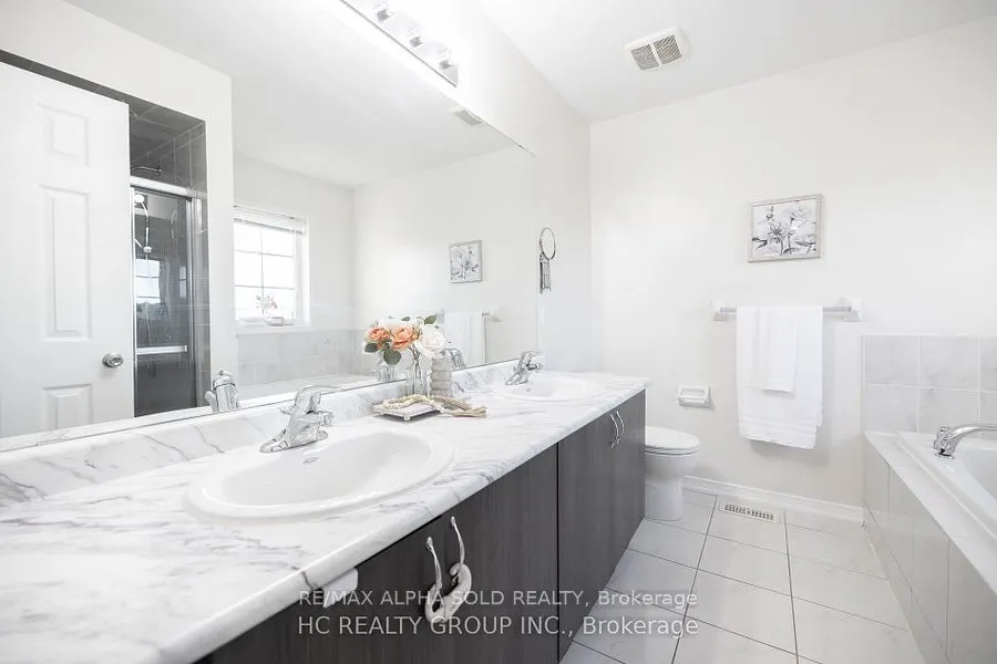 35 Stockell Crescent, #Main