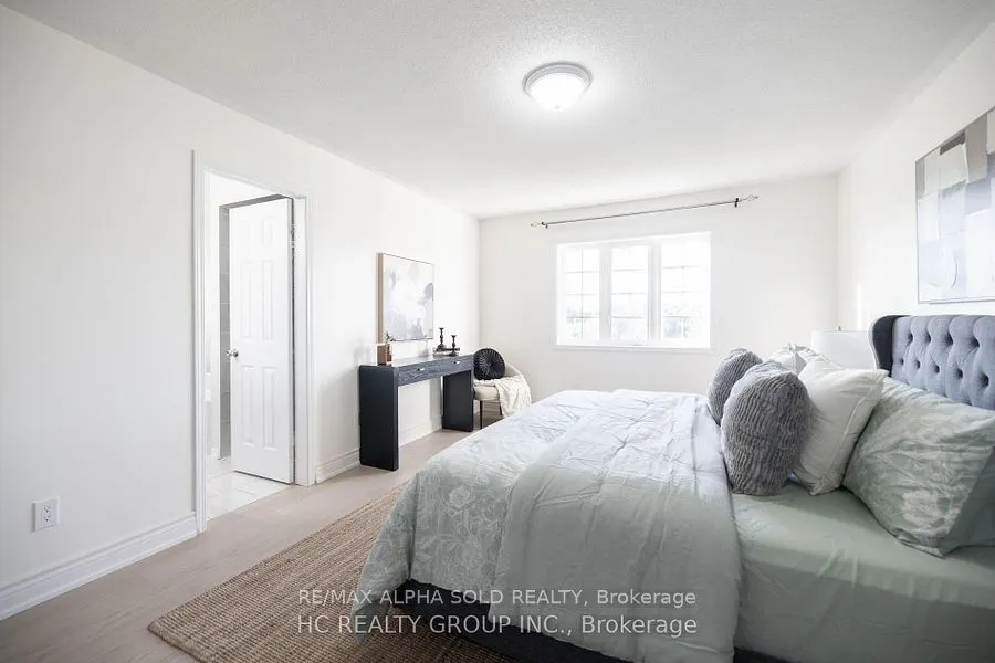 35 Stockell Crescent, #Main