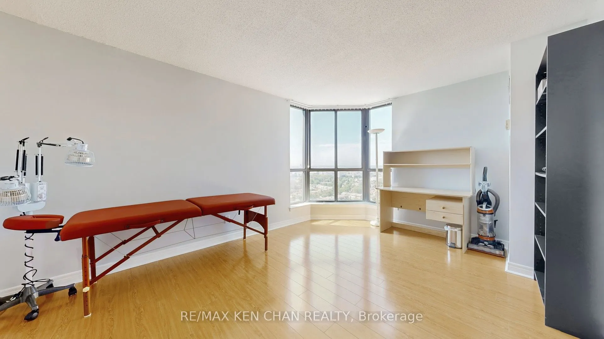 75 Bamburgh Circle, #1917