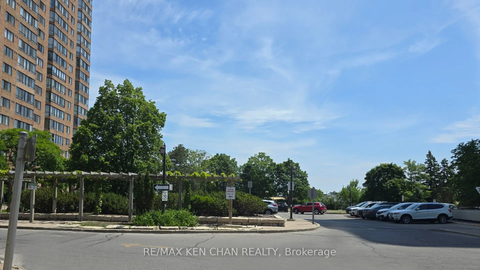 75 Bamburgh Circle, #1917