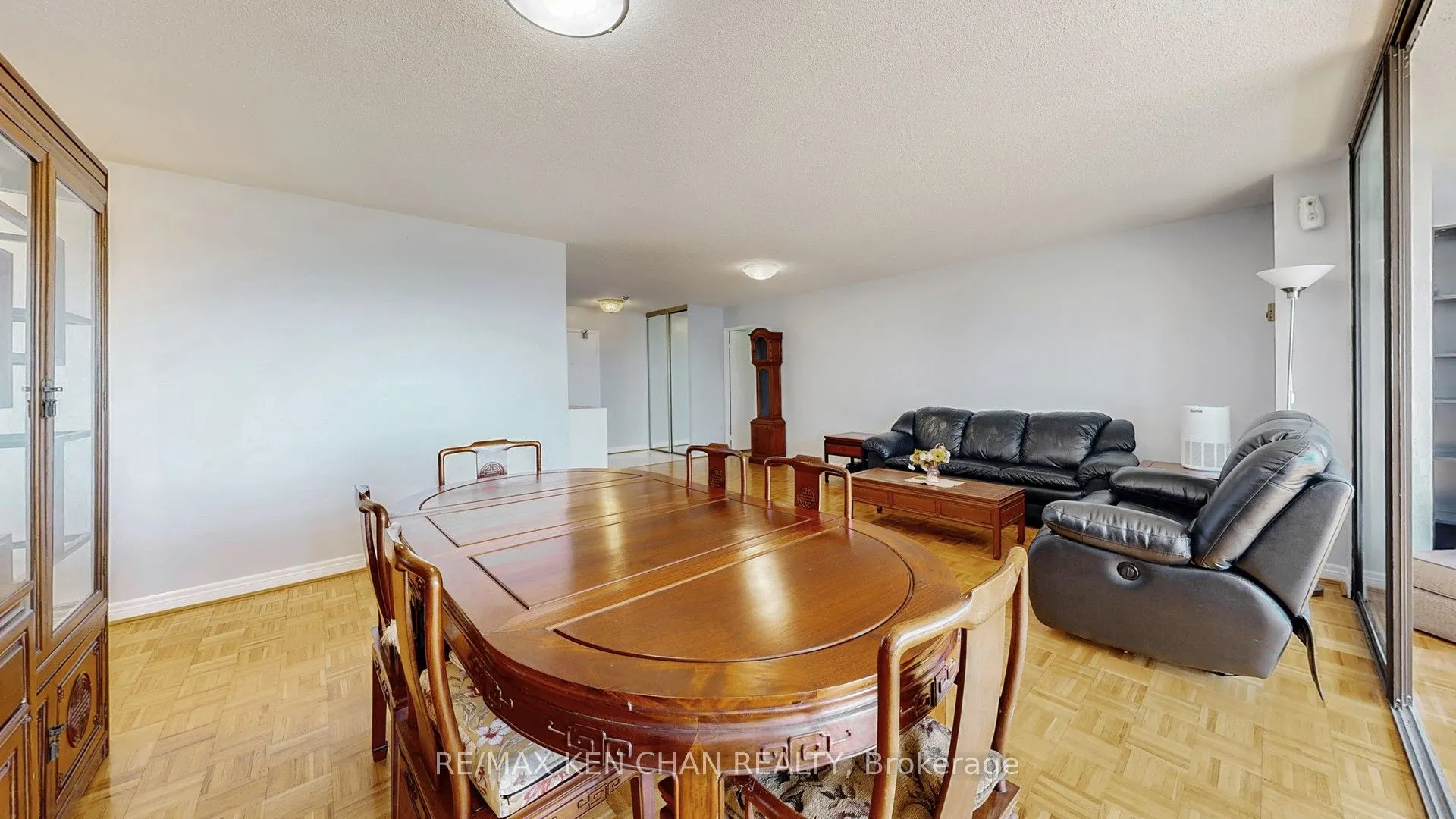 75 Bamburgh Circle, #1917