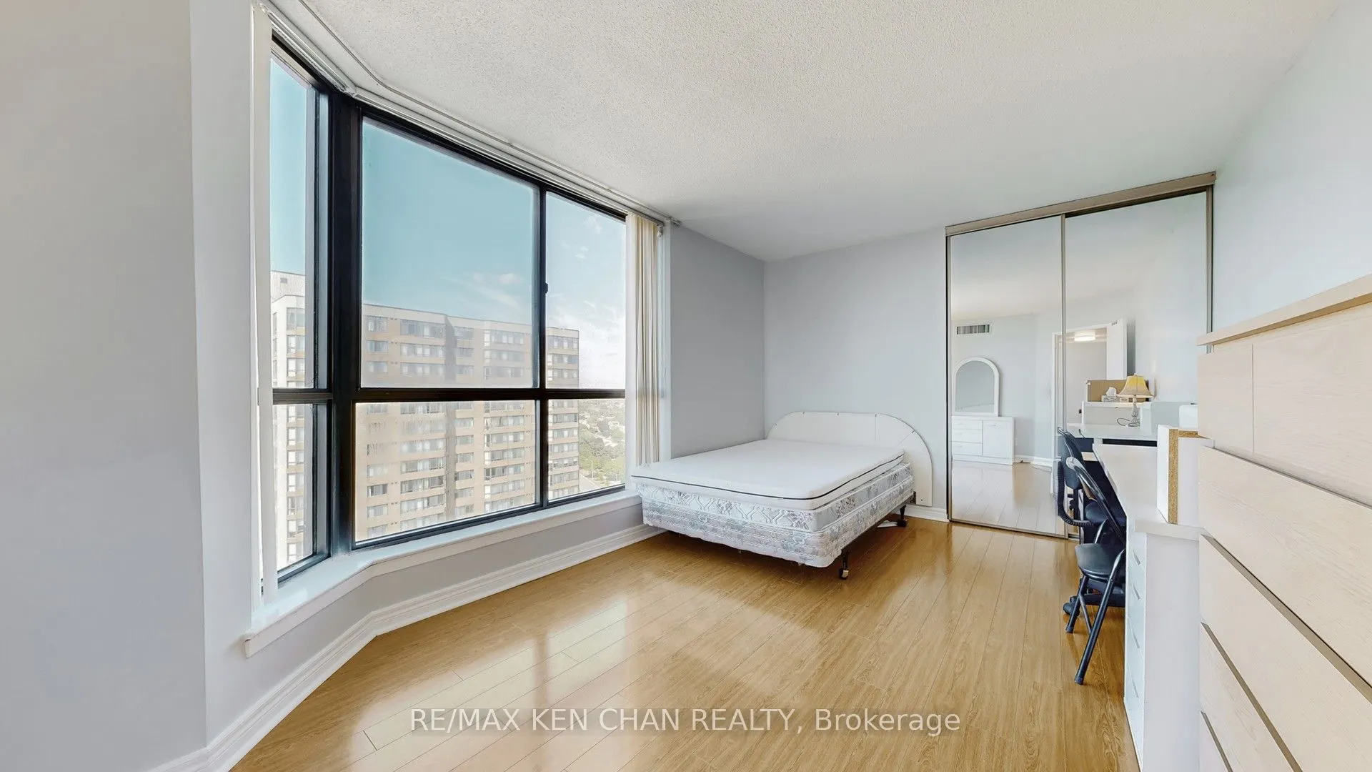 75 Bamburgh Circle, #1917
