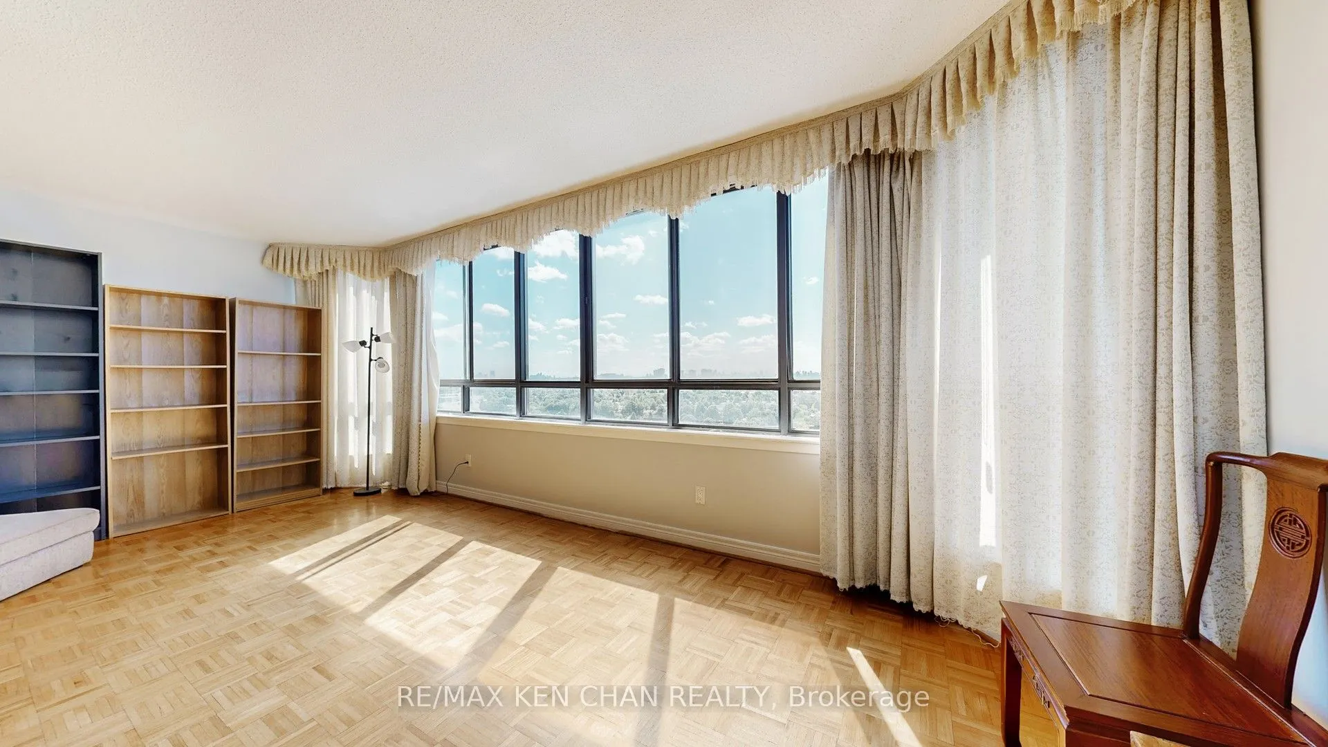 75 Bamburgh Circle, #1917