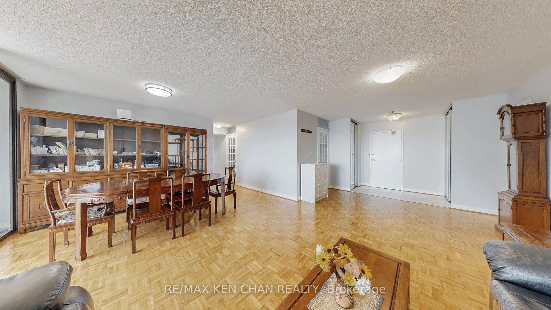 75 Bamburgh Circle, #1917