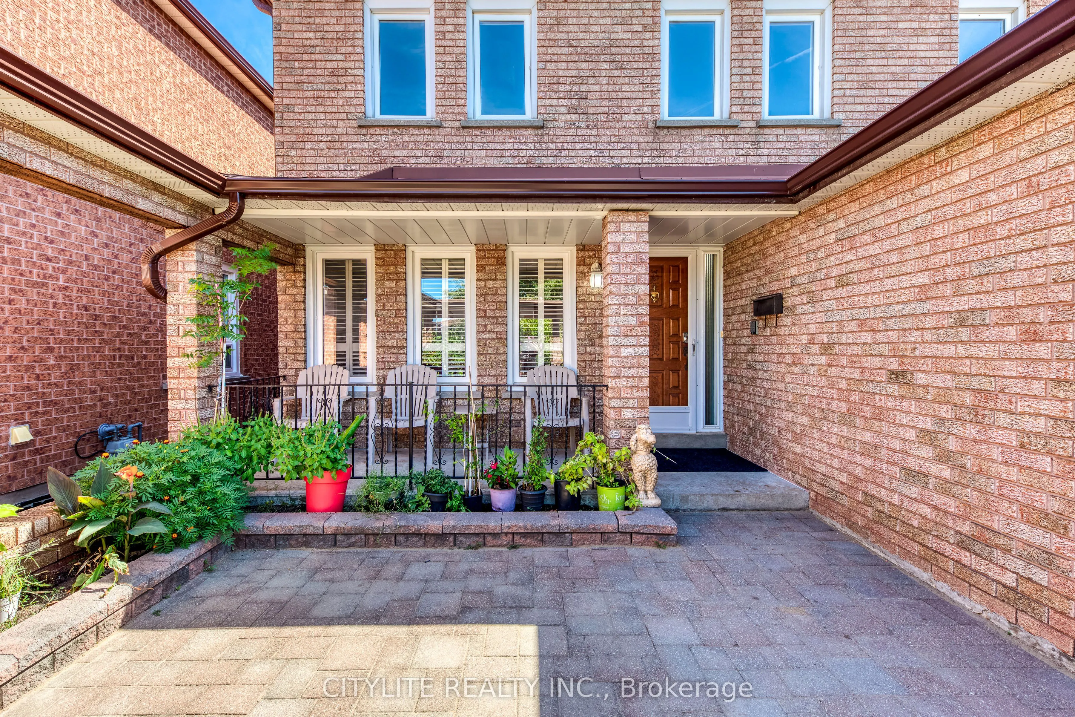 58 Sanwood Boulevard