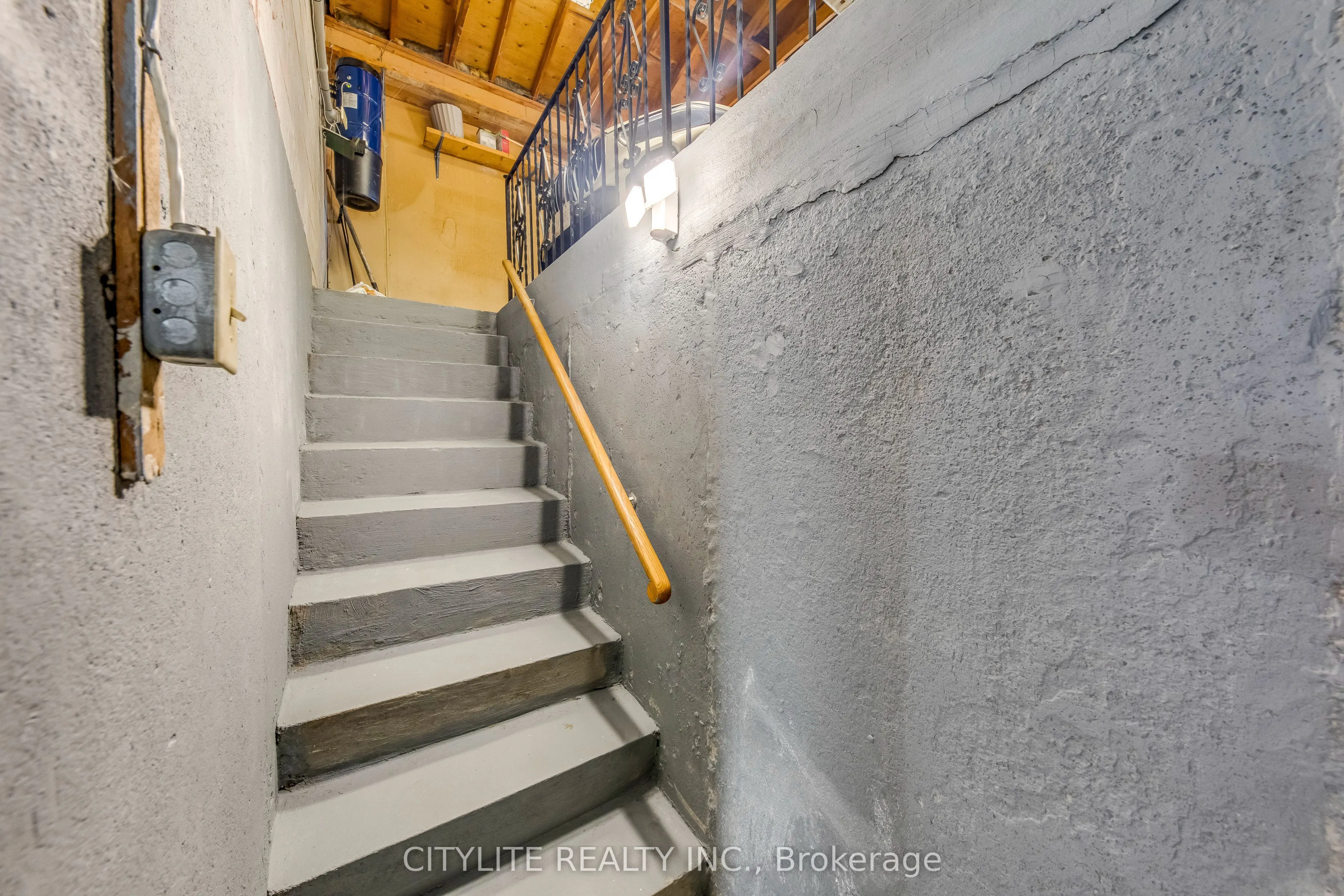 58 Sanwood Boulevard