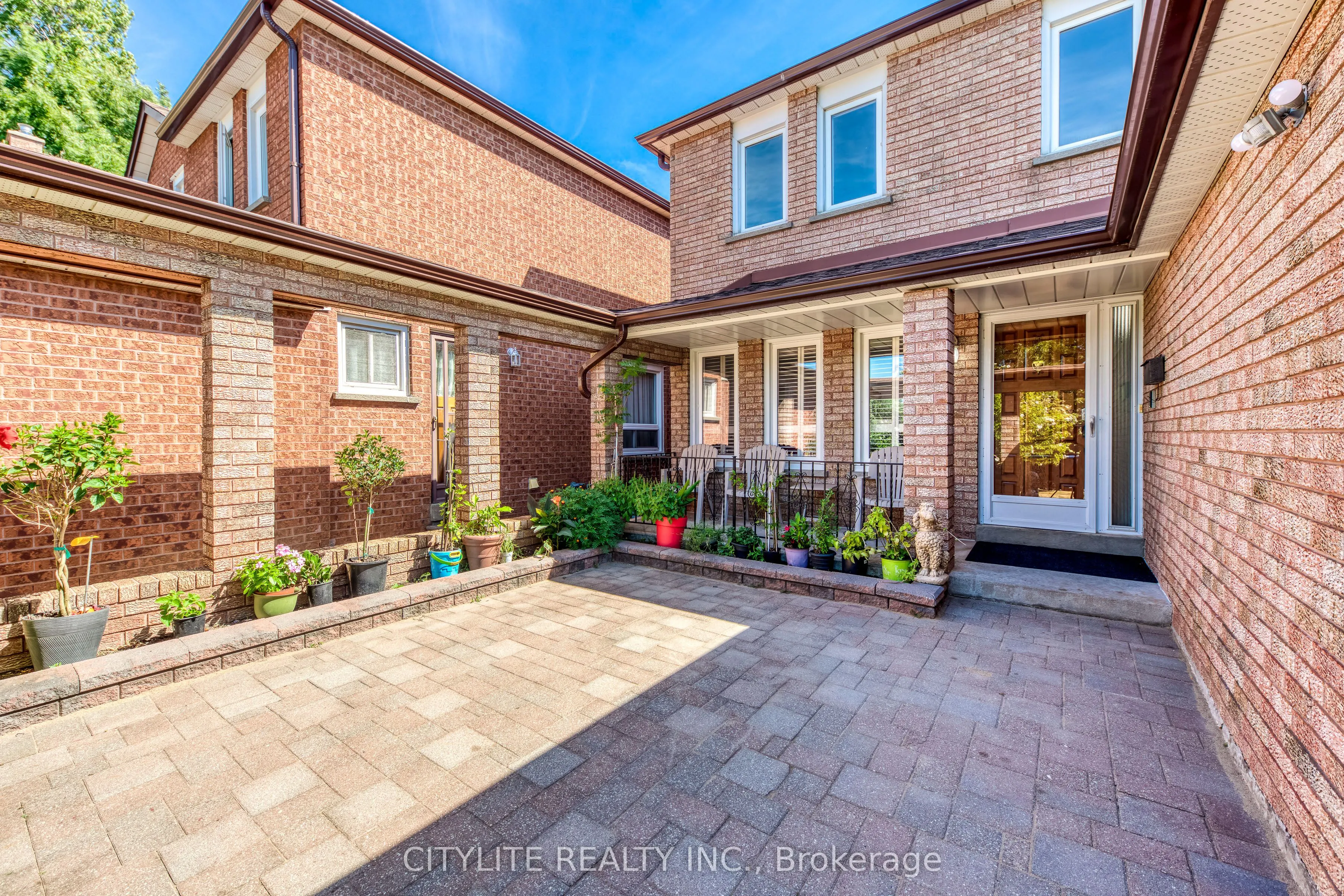 58 Sanwood Boulevard