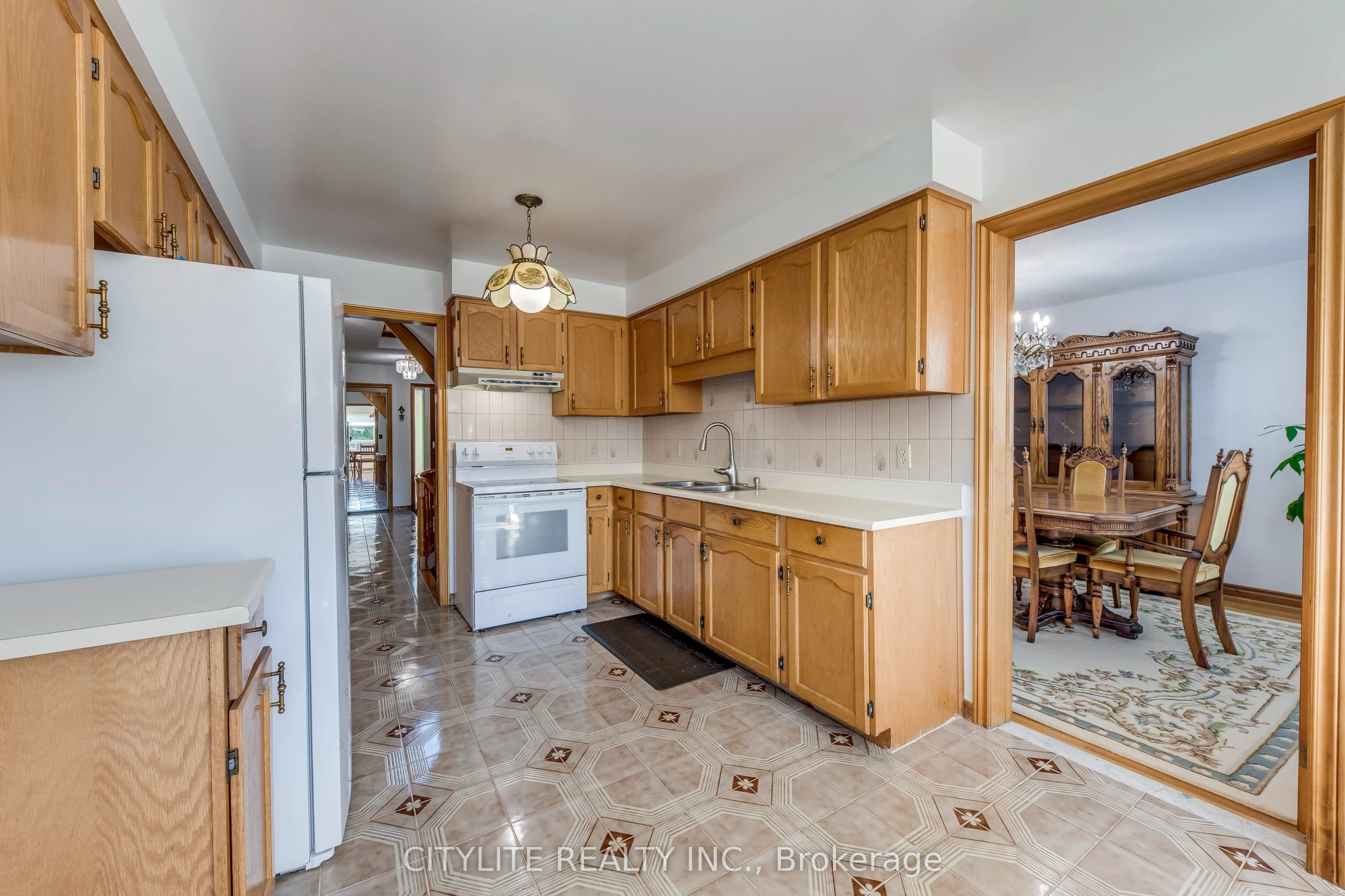 58 Sanwood Boulevard
