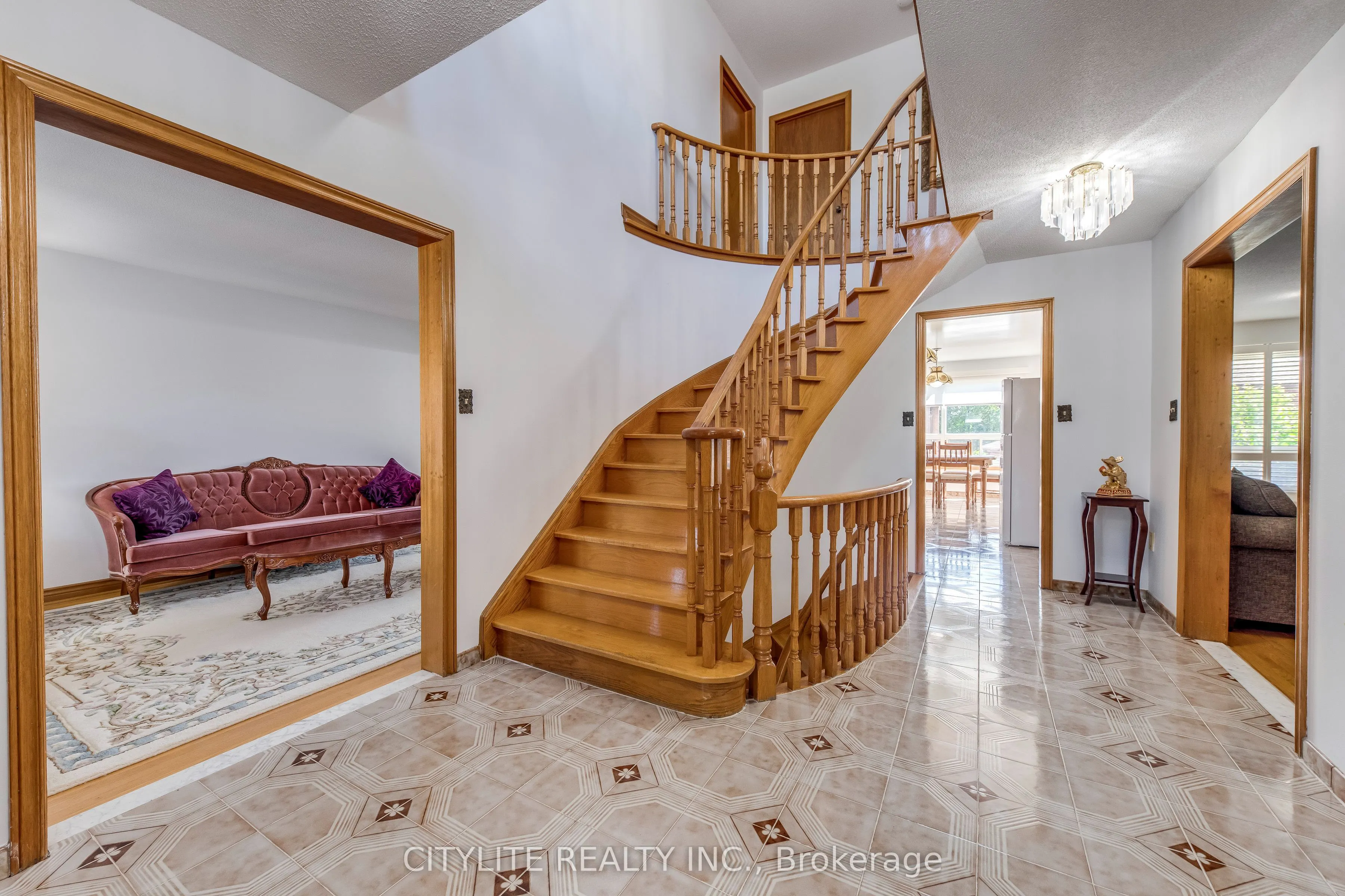 58 Sanwood Boulevard