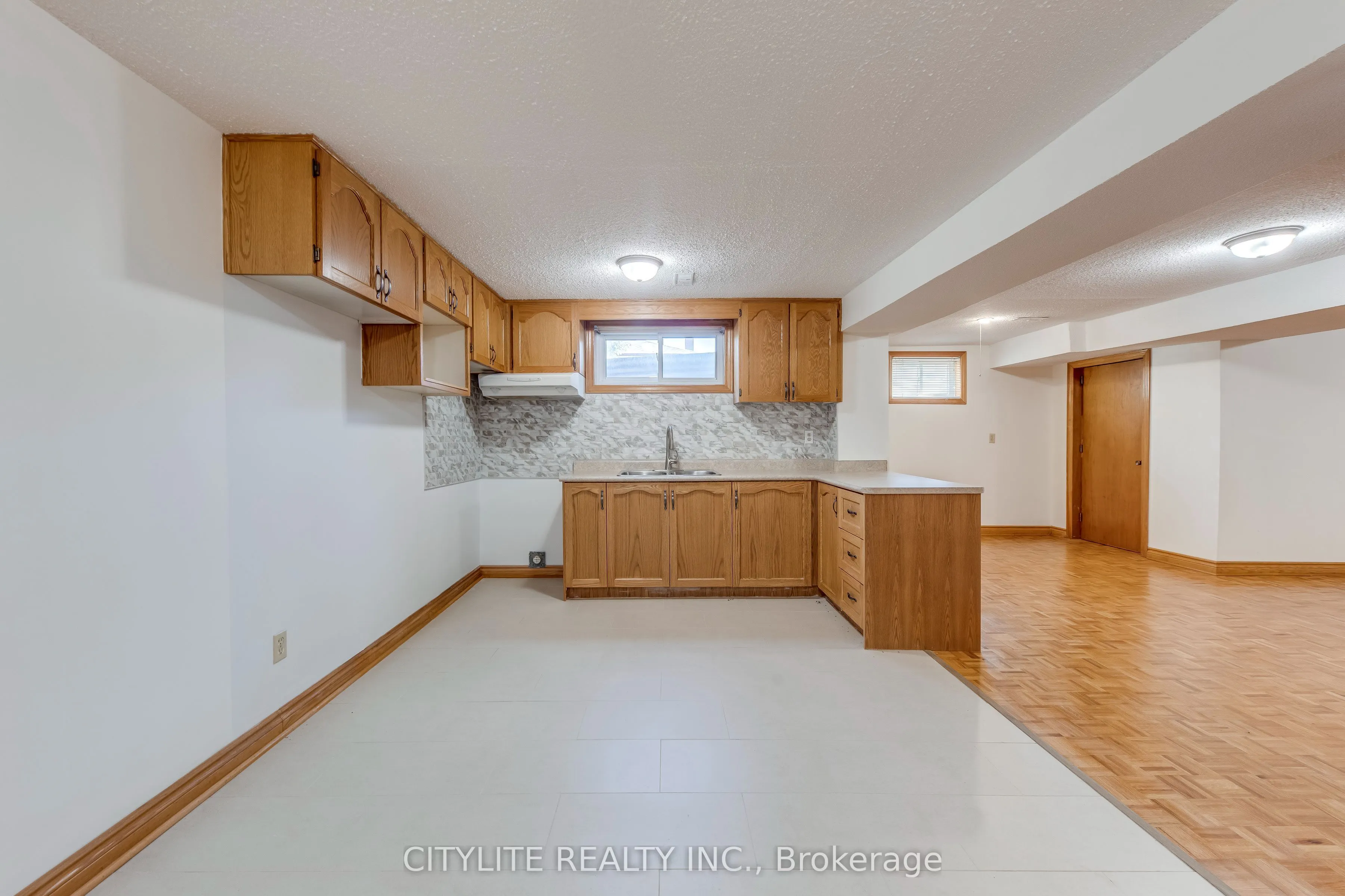 58 Sanwood Boulevard
