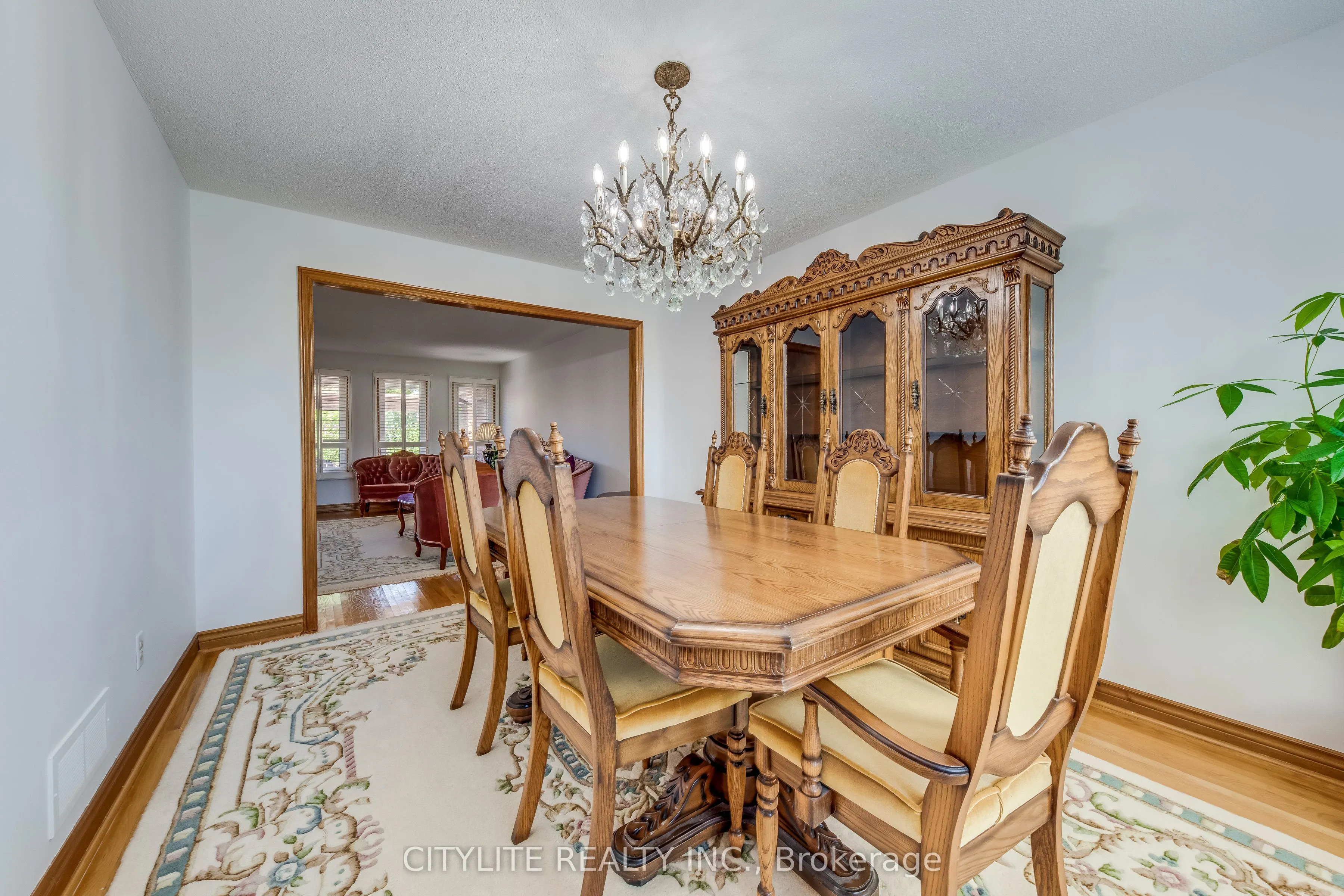 58 Sanwood Boulevard
