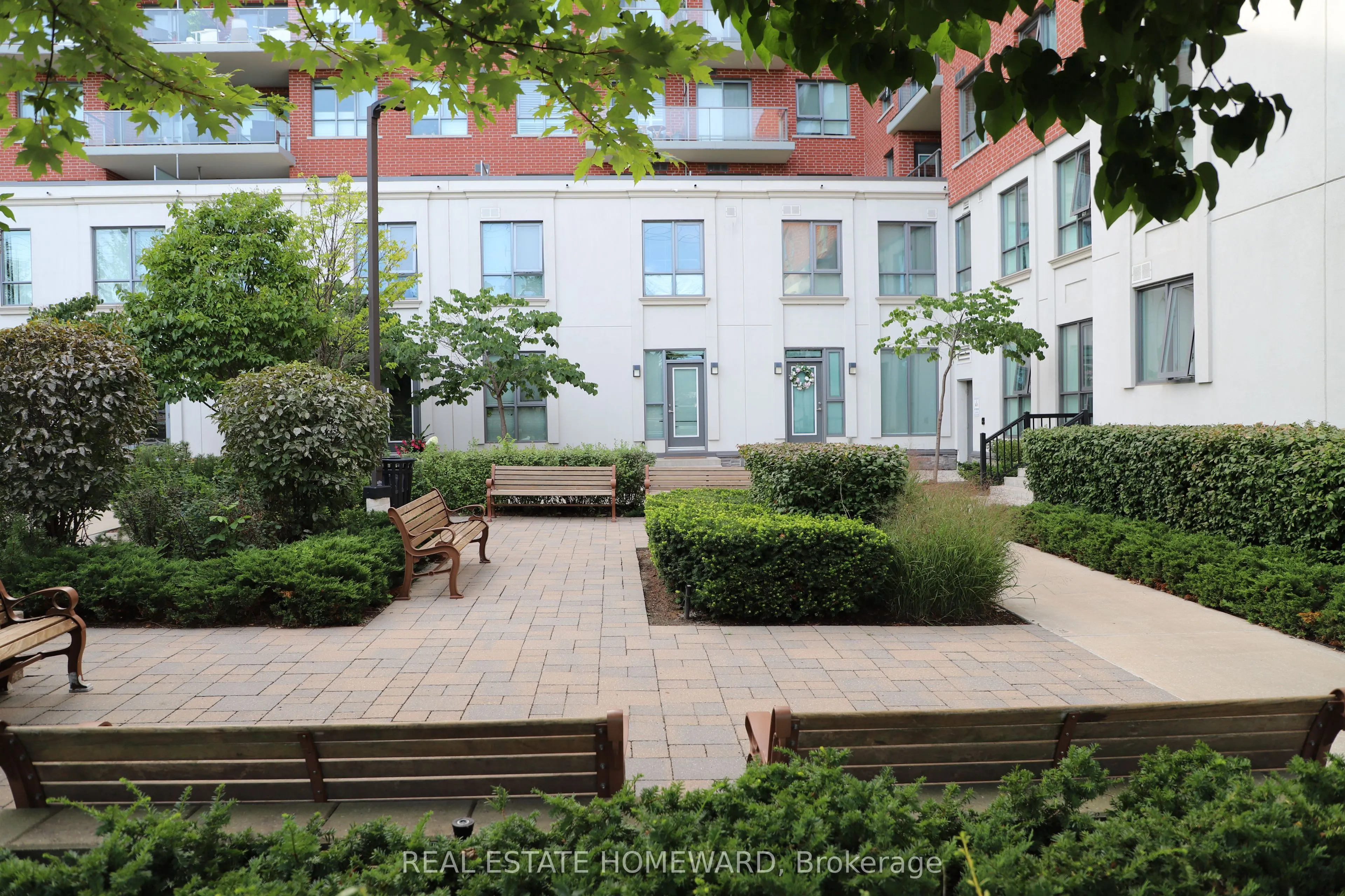 22 East Haven Drive, #823