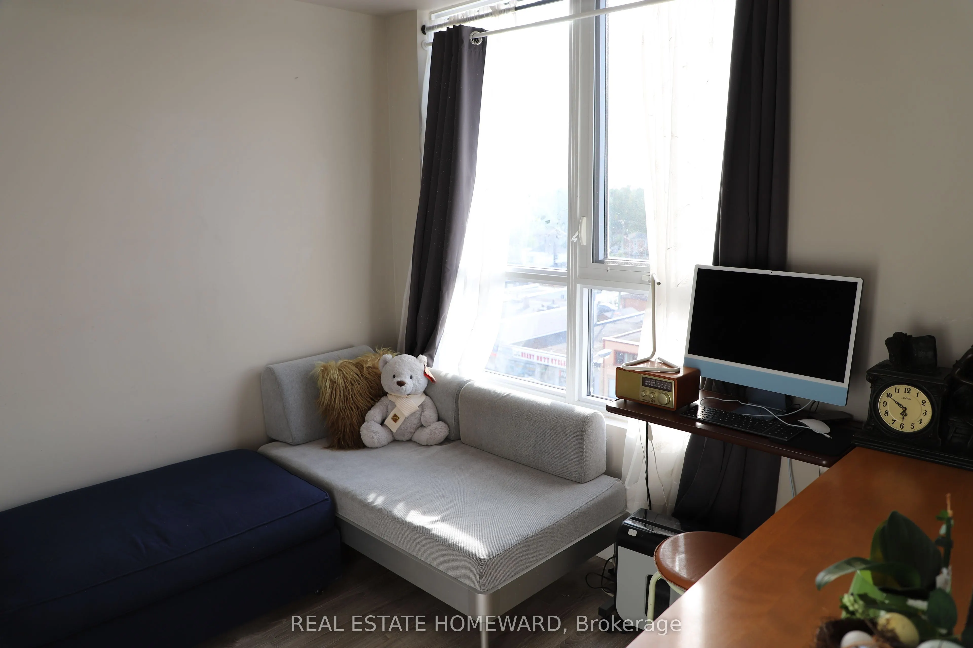 22 East Haven Drive, #823
