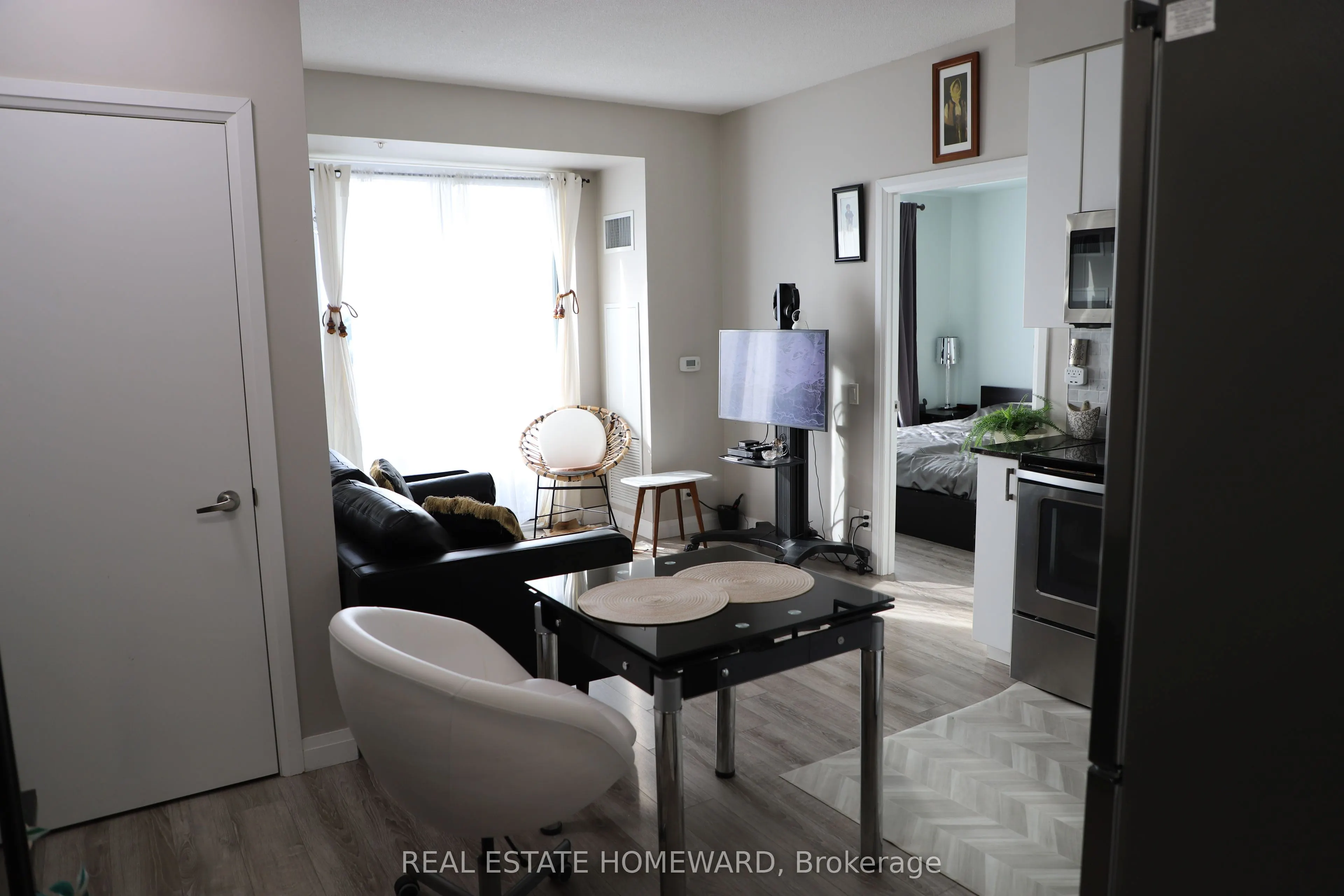 22 East Haven Drive, #823