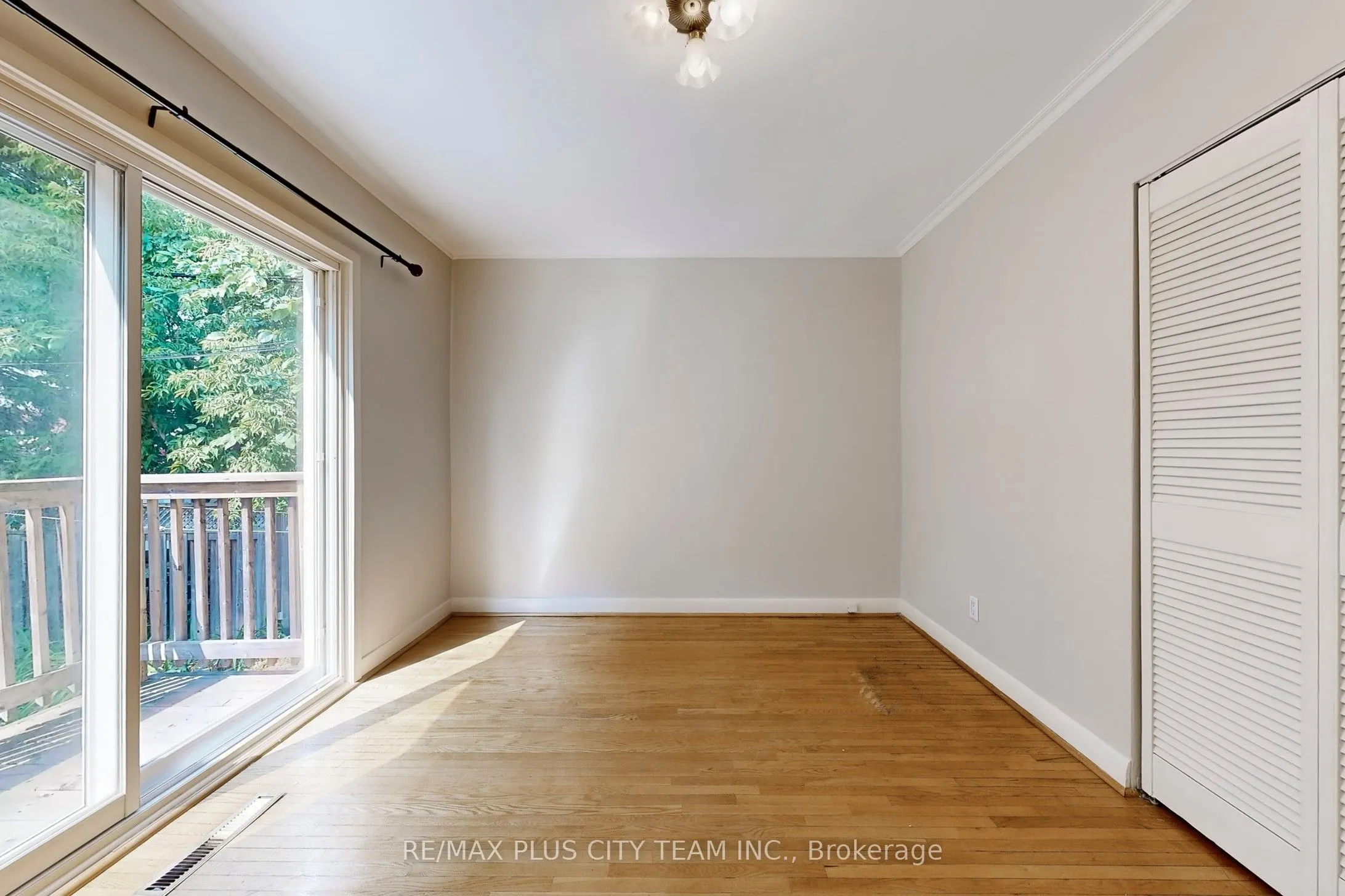 3 Penetang Crescent