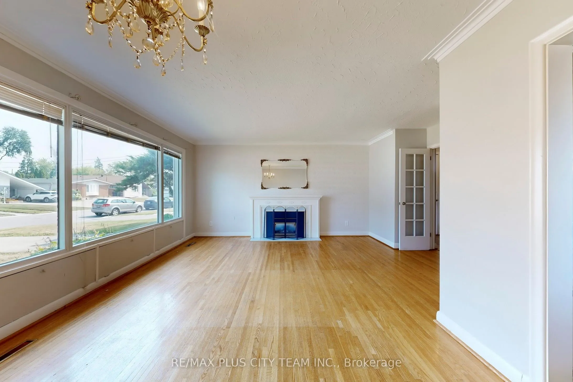 3 Penetang Crescent