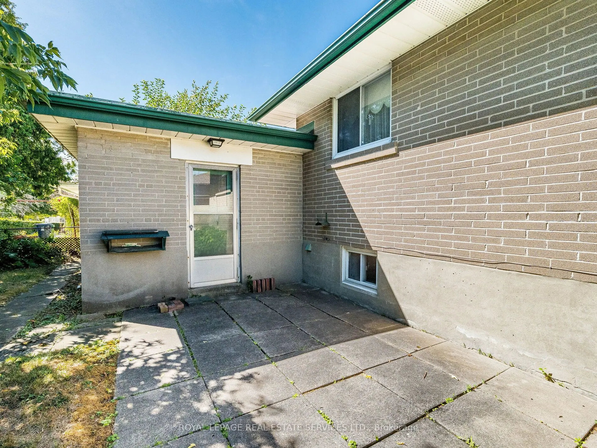 15 Hughey Crescent