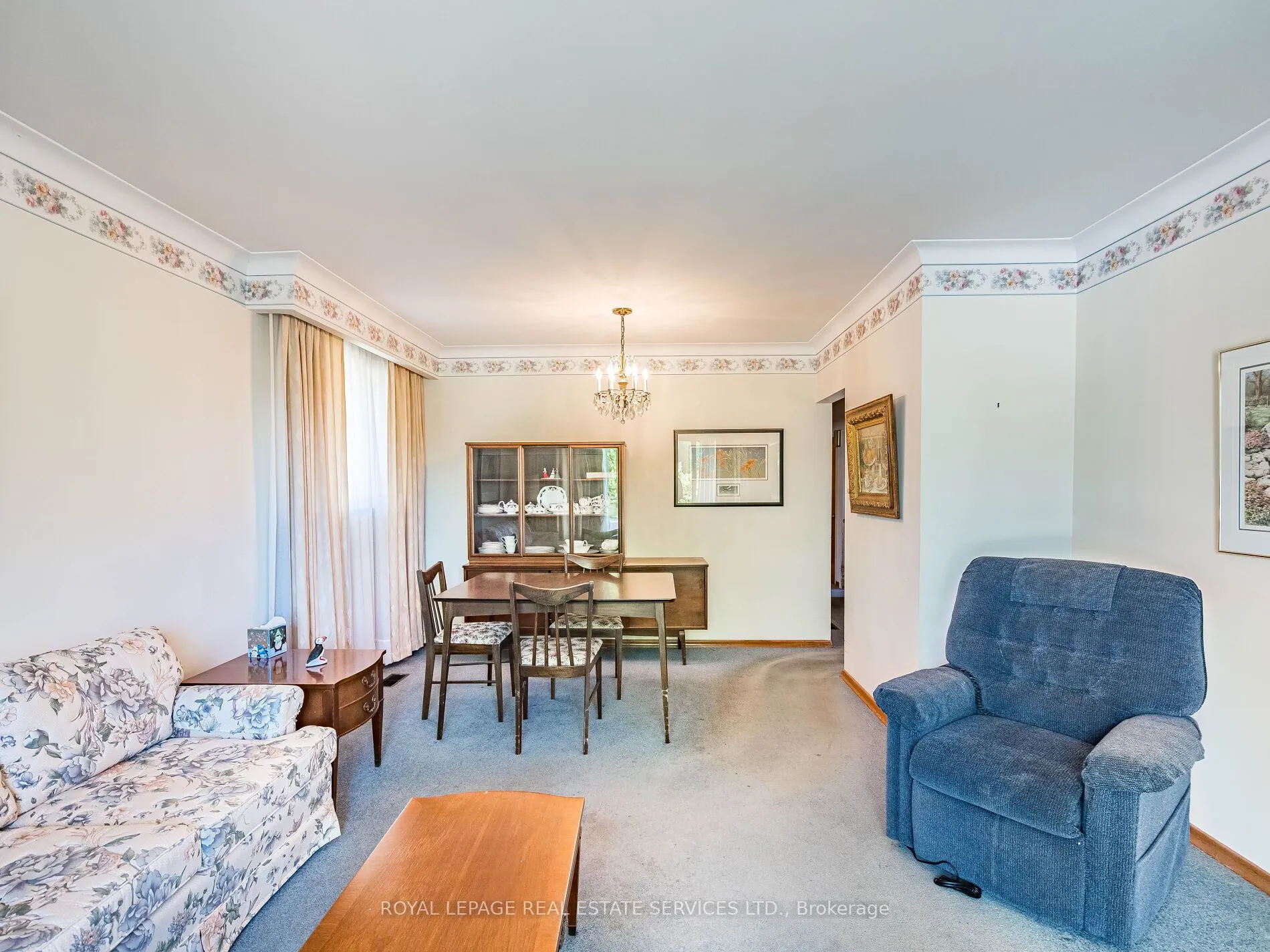 15 Hughey Crescent