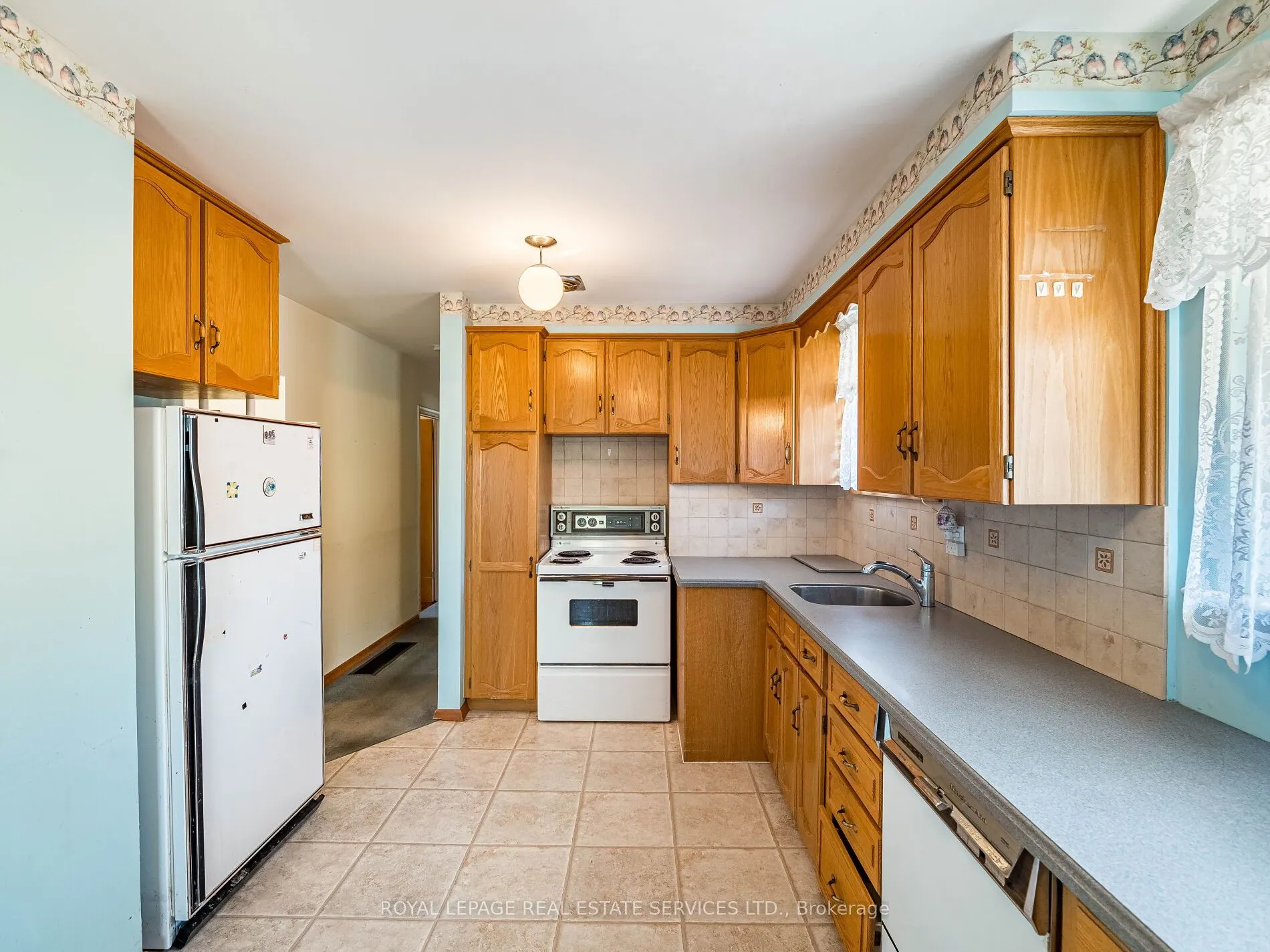 15 Hughey Crescent
