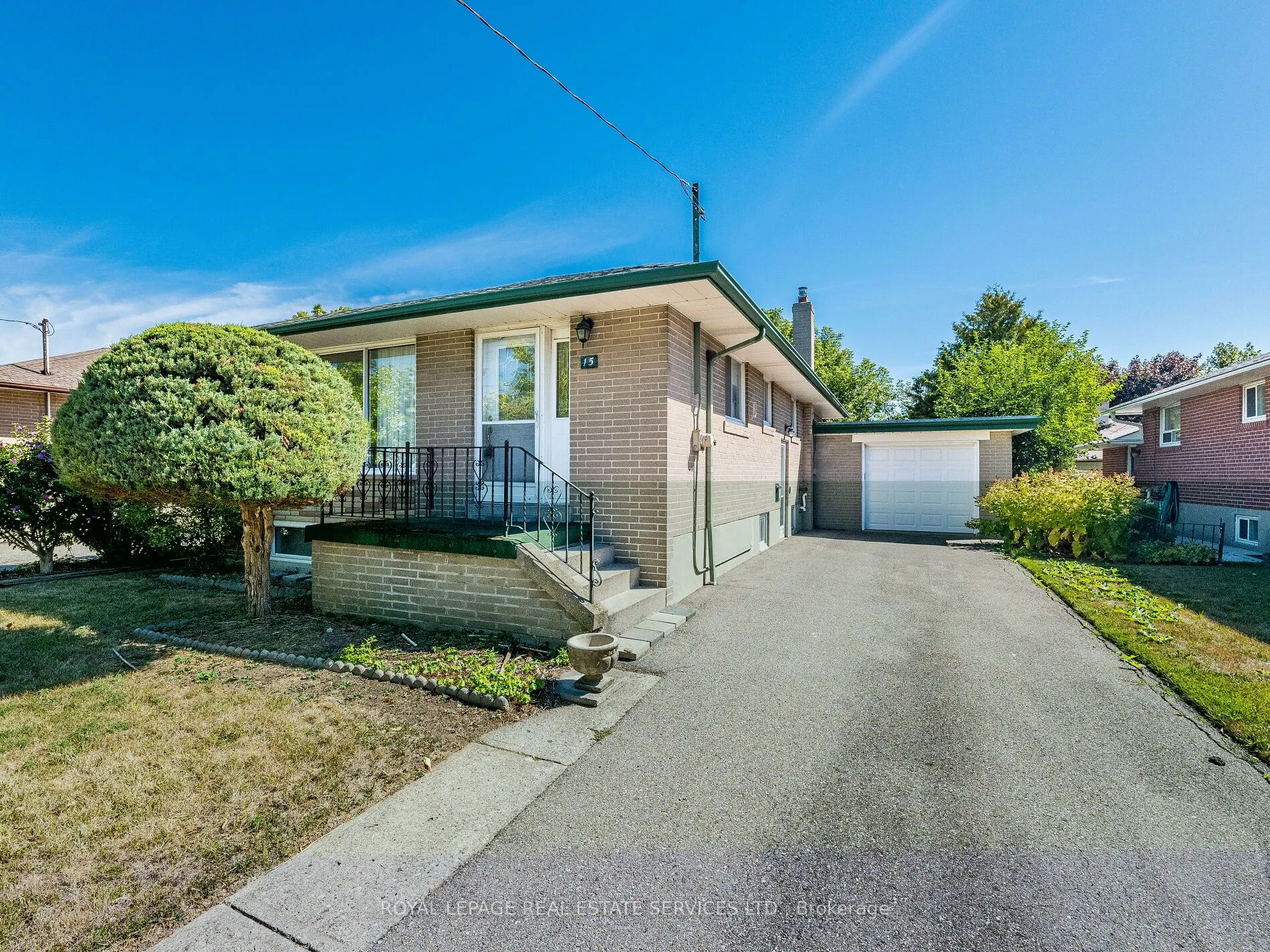 15 Hughey Crescent
