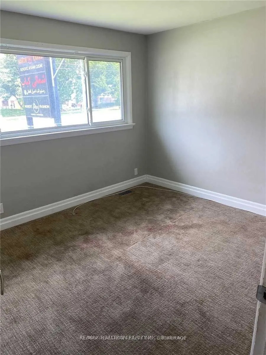 240 Markham Road, #Main