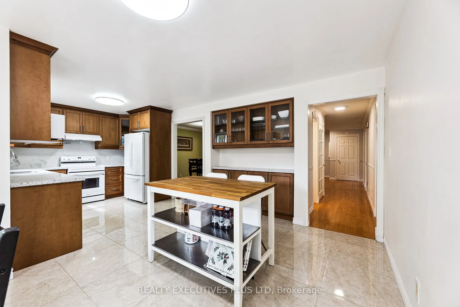 1822 Forestview Drive