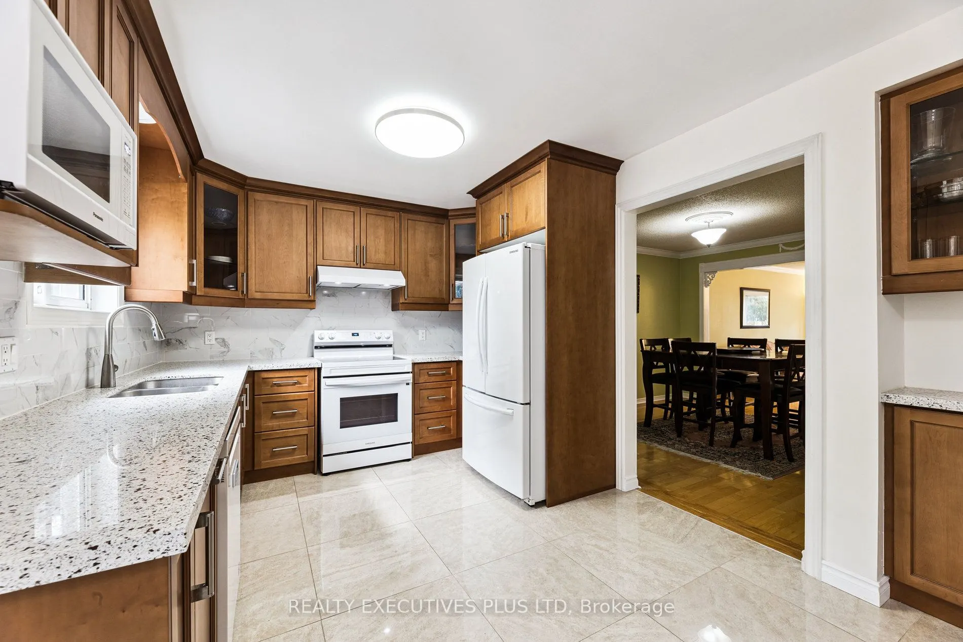 1822 Forestview Drive