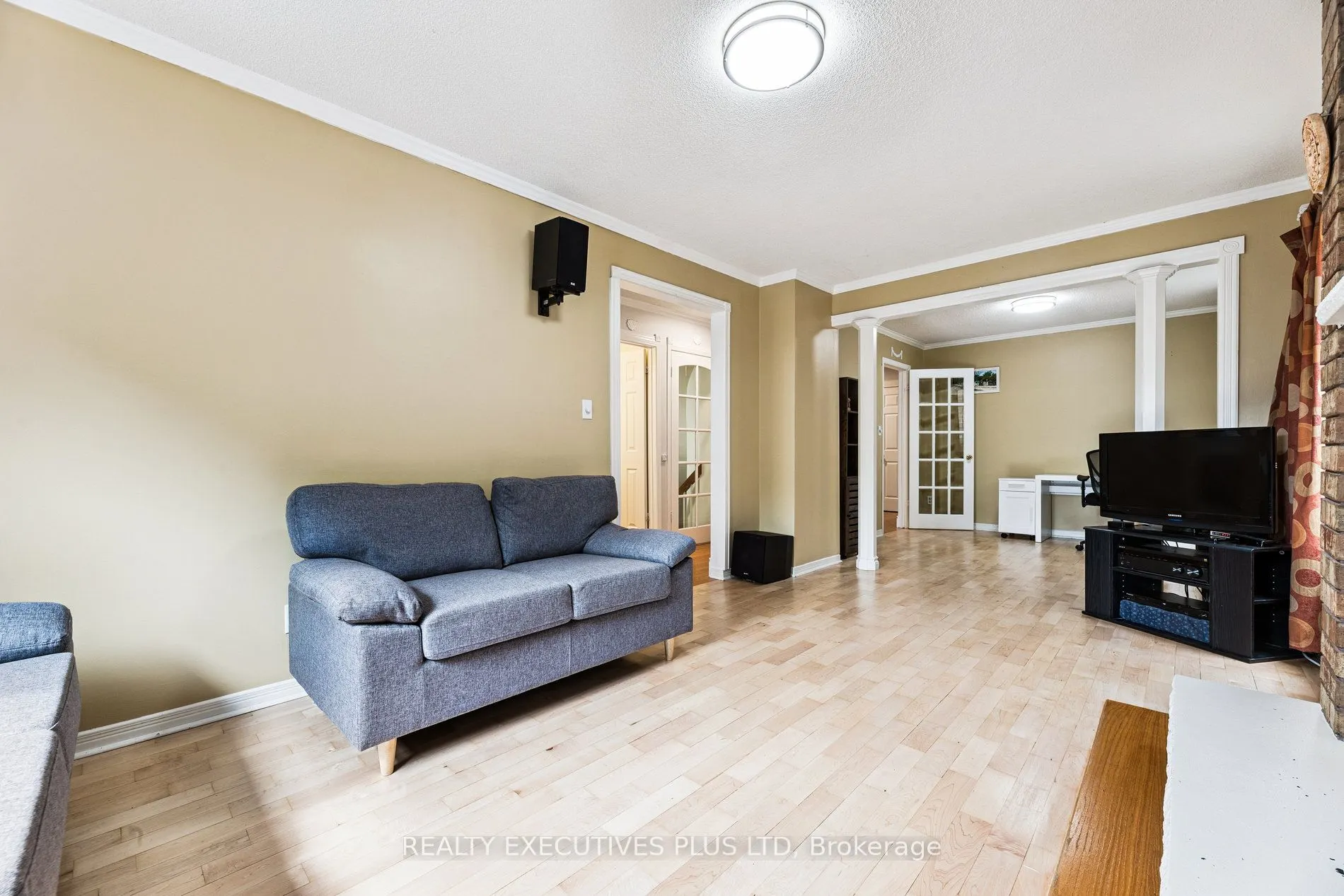 1822 Forestview Drive