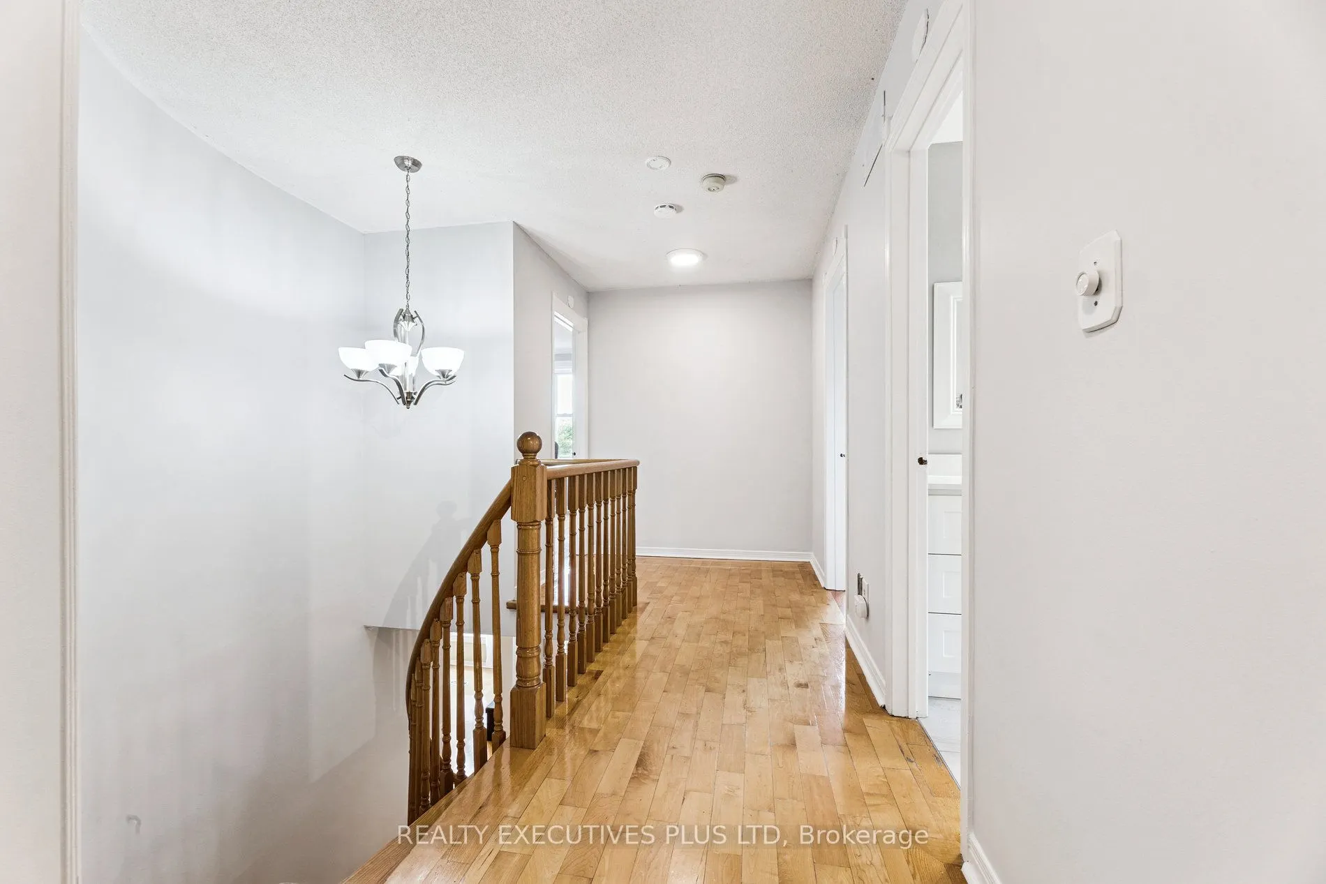 1822 Forestview Drive