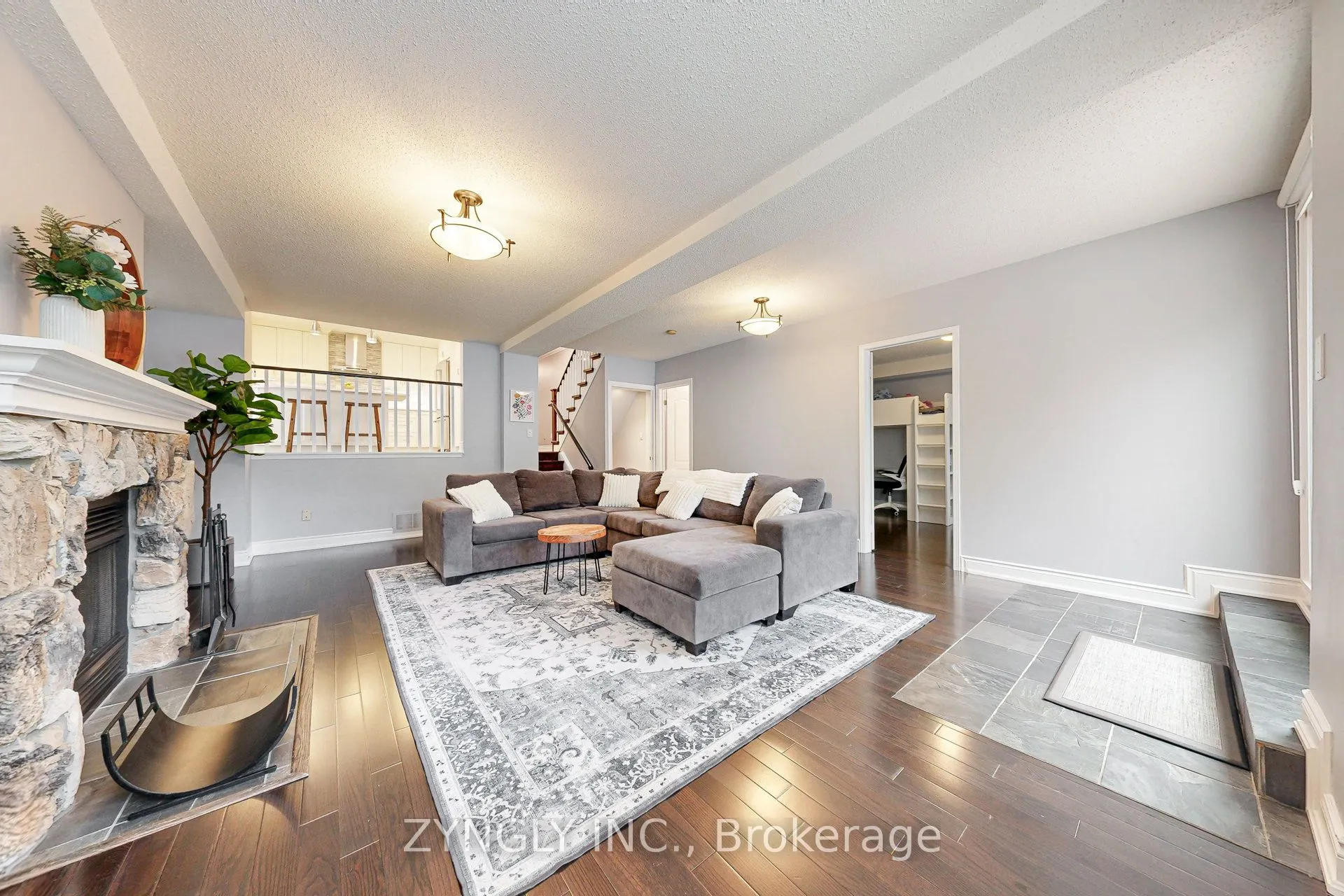 914 Alanbury Crescent