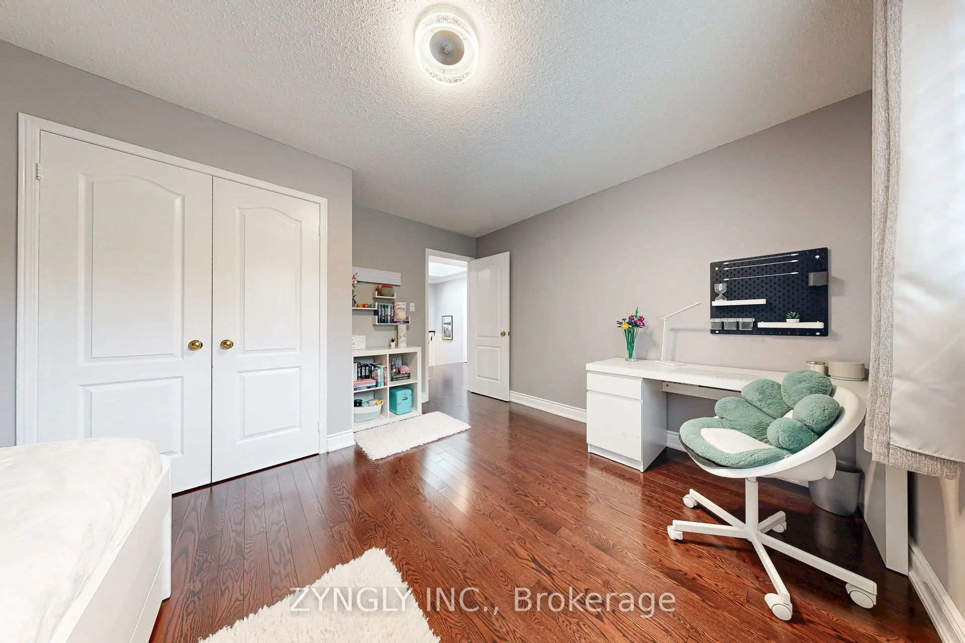 914 Alanbury Crescent