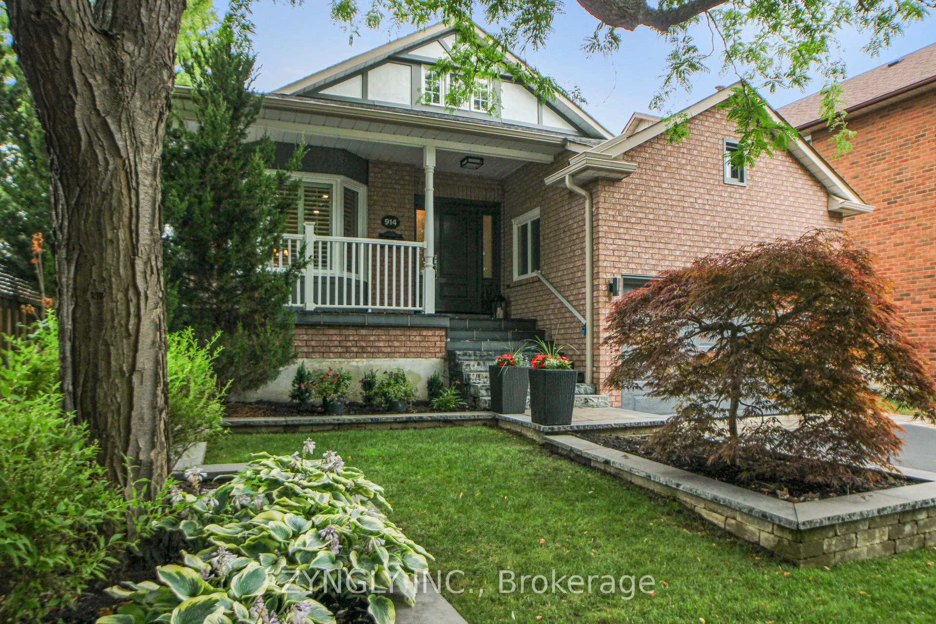 914 Alanbury Crescent