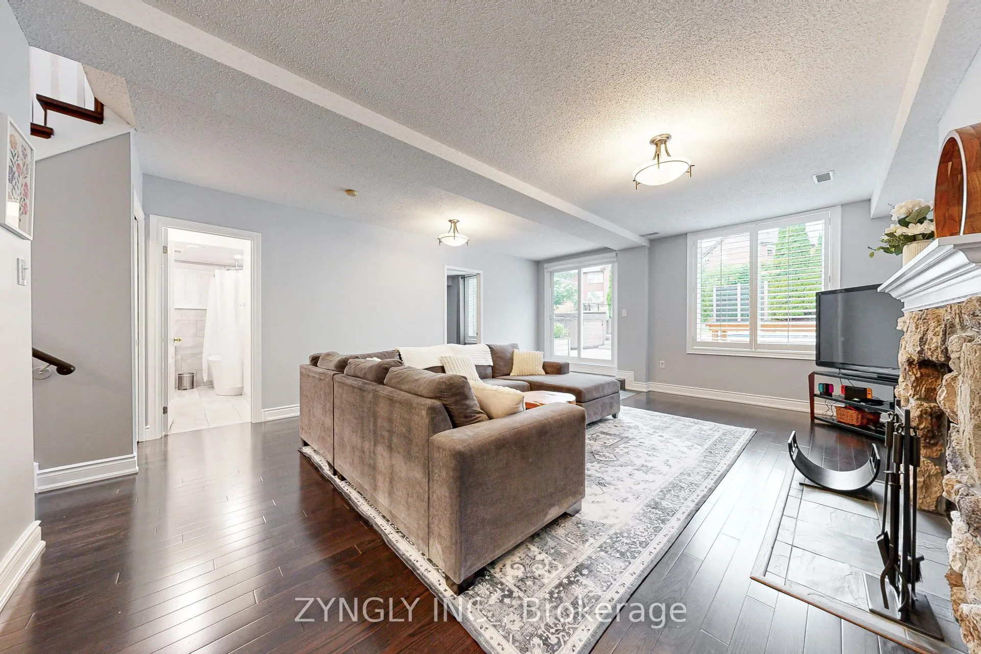 914 Alanbury Crescent
