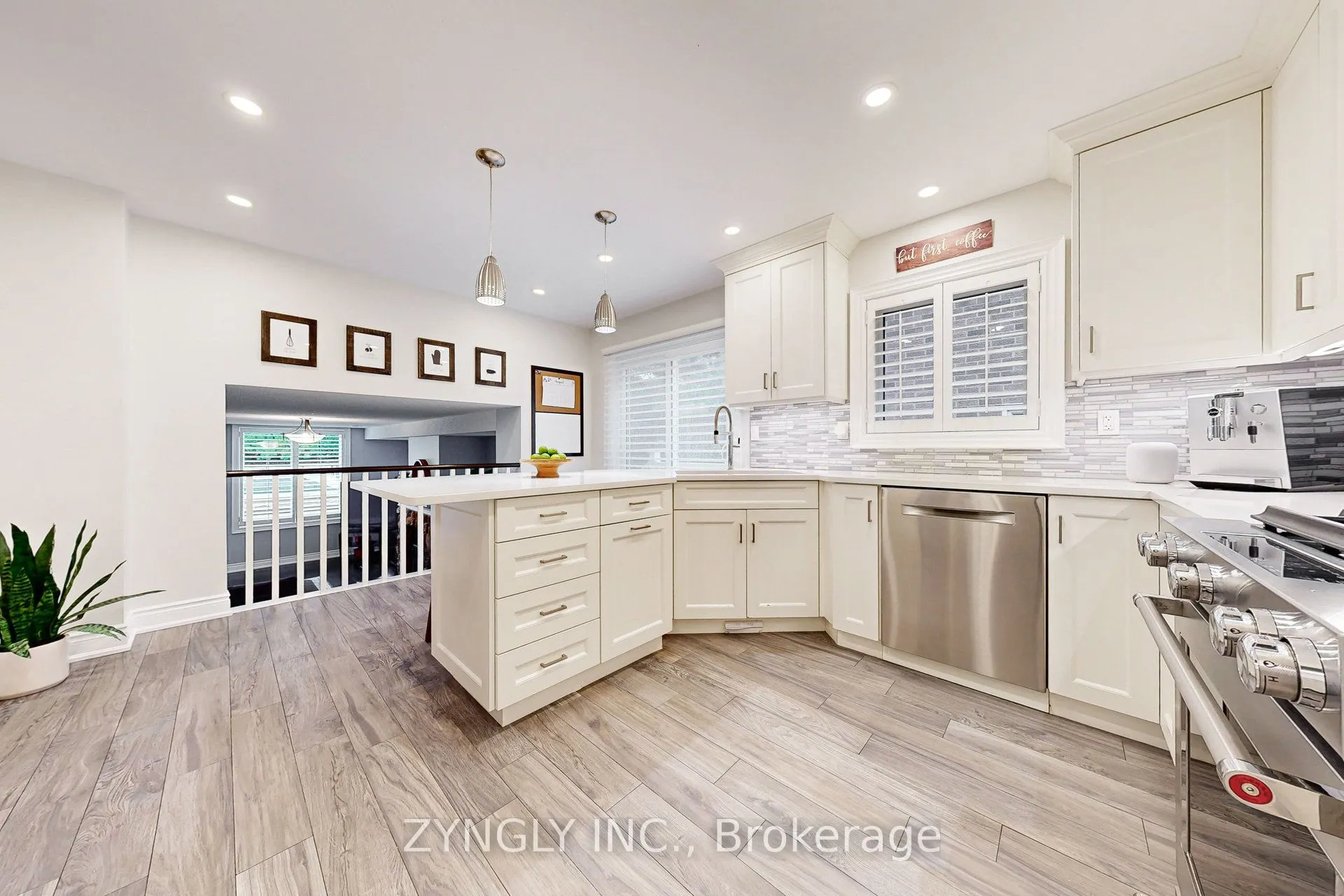 914 Alanbury Crescent