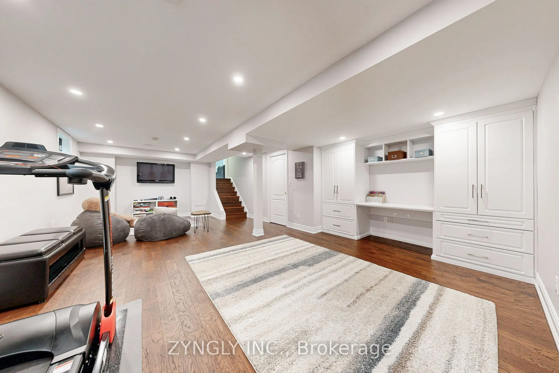 914 Alanbury Crescent